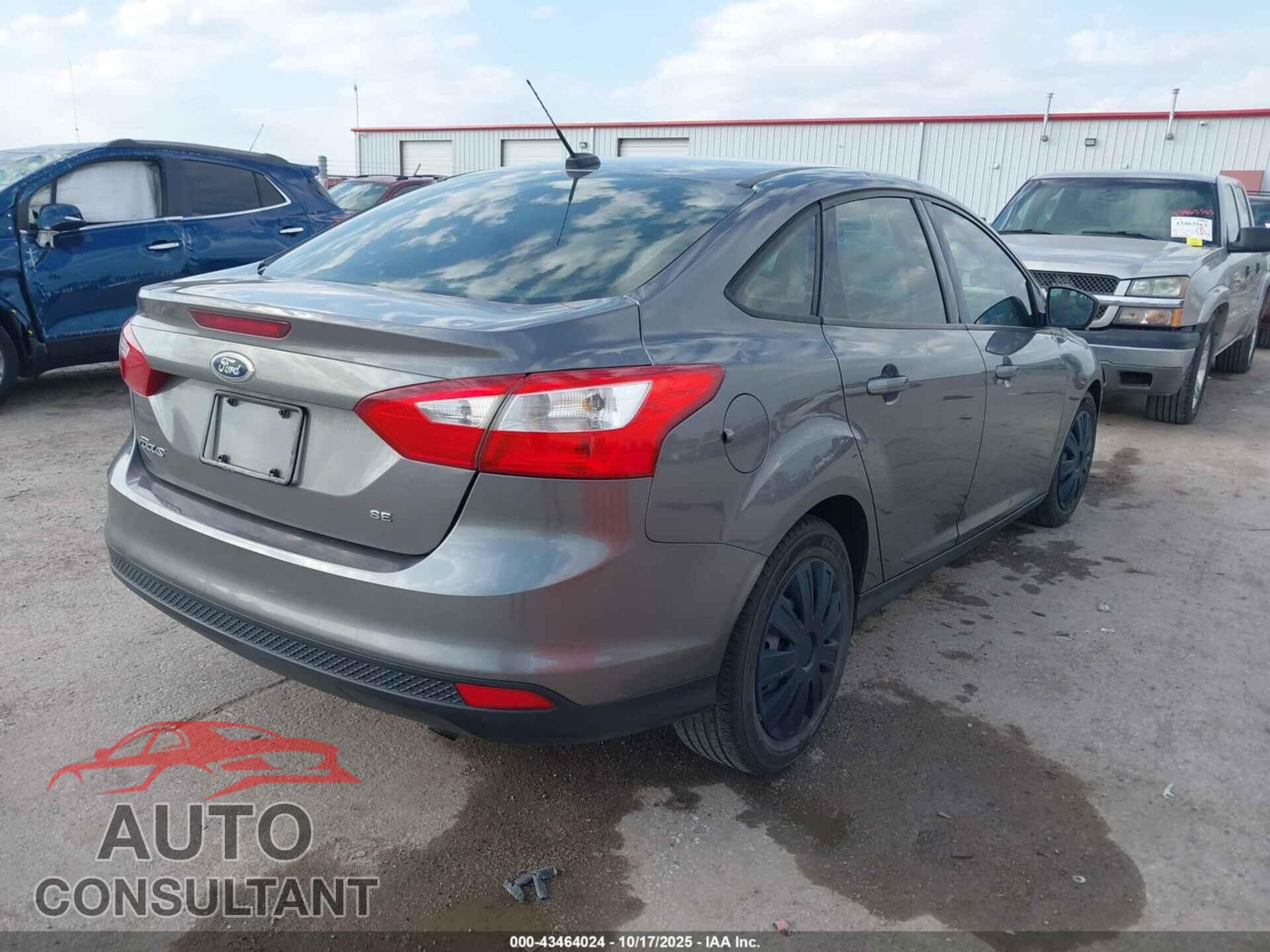 FORD FOCUS 2012 - 1FAHP3F23CL262158