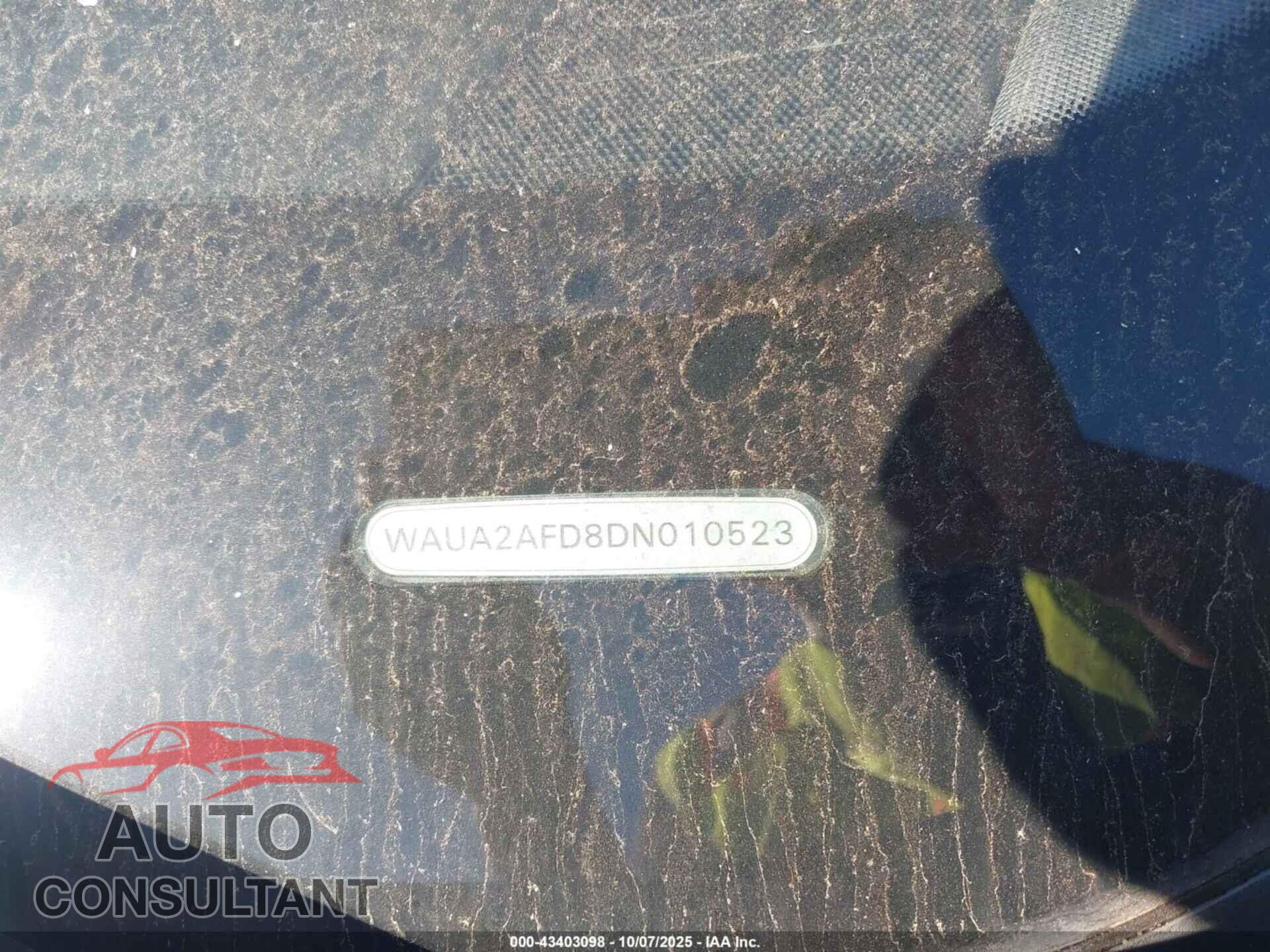 AUDI A8 2013 - WAUA2AFD8DN010523