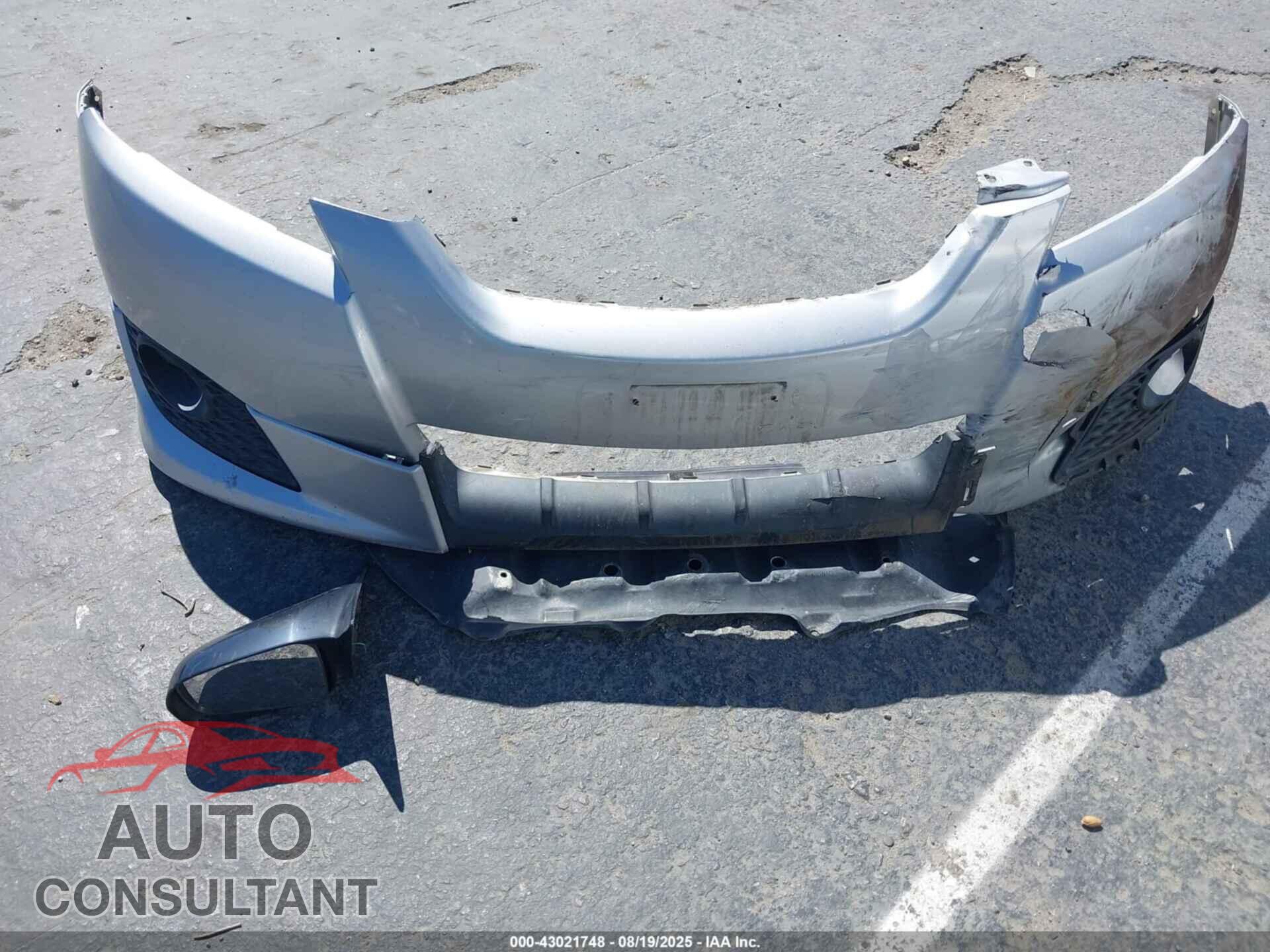 TOYOTA MATRIX 2010 - 2T1KE4EE9AC037352
