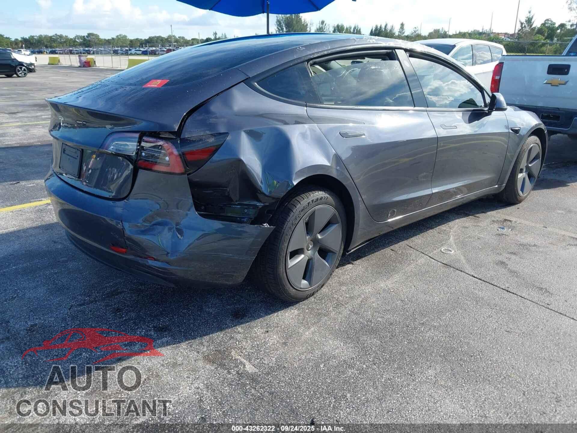 TESLA MODEL 3 2023 - 5YJ3E1EA7PF482841