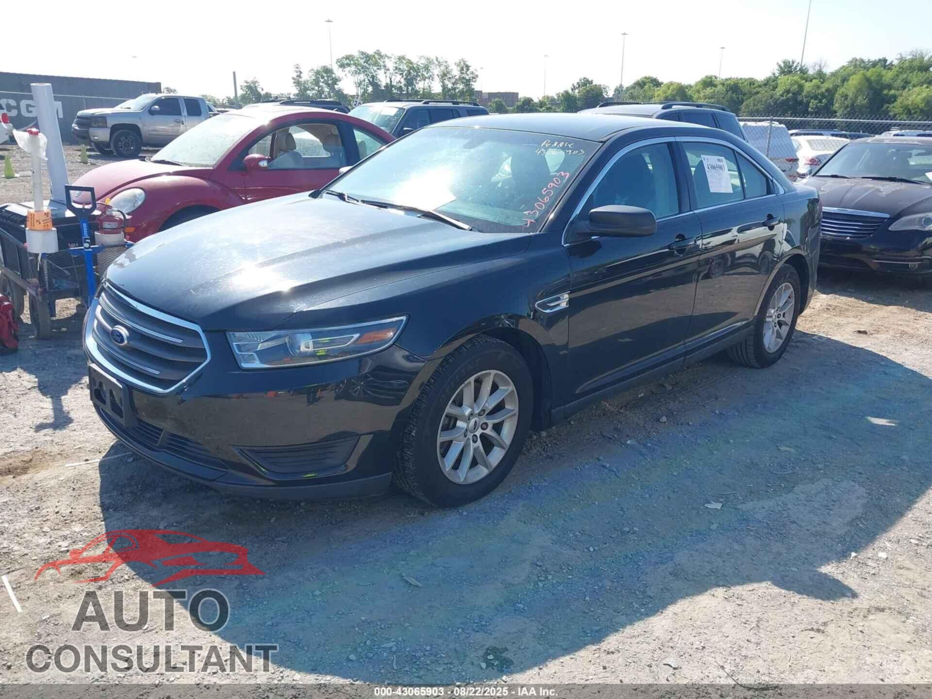 FORD TAURUS 2015 - 1FAHP2D88FG110648