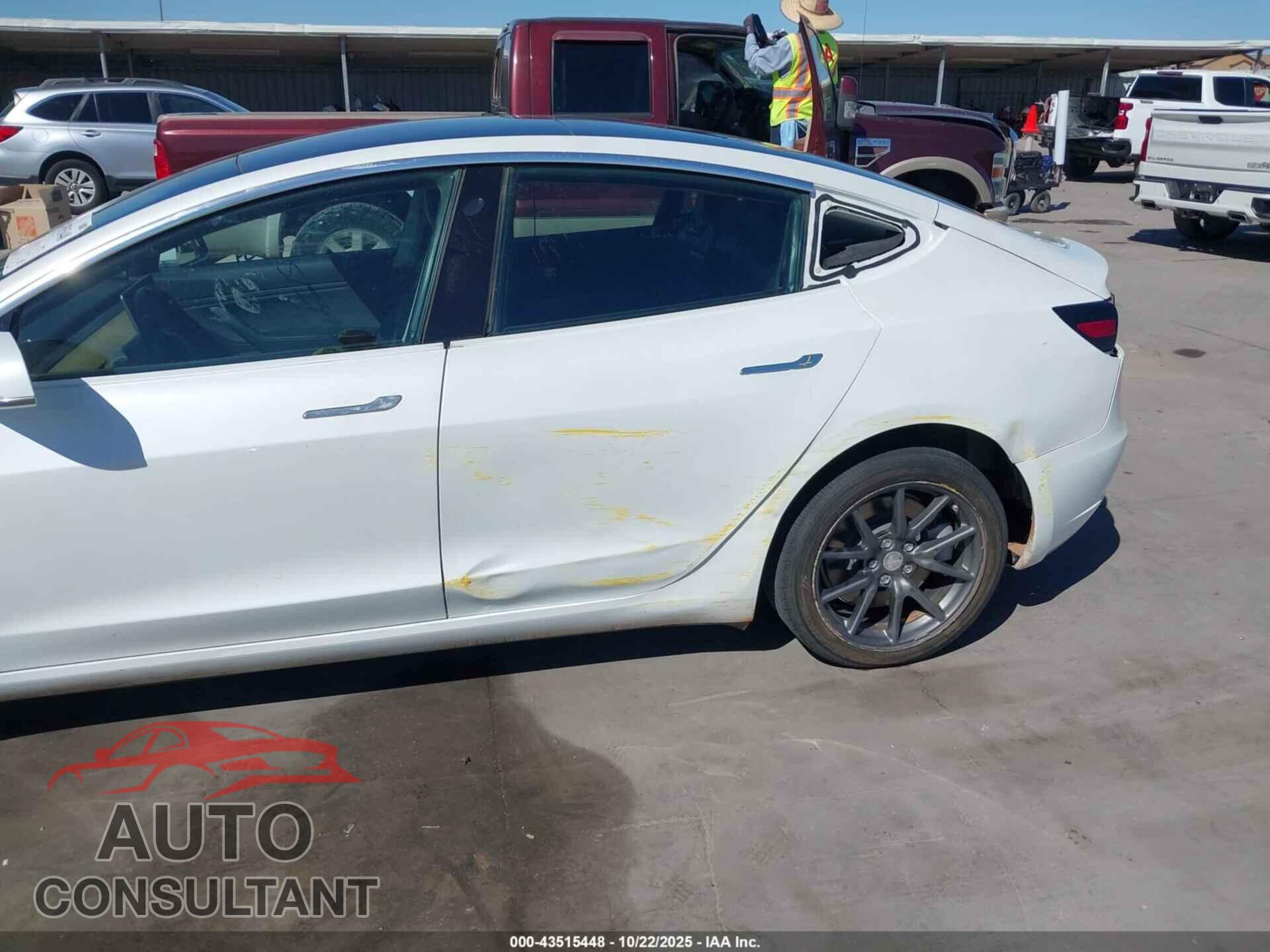 TESLA MODEL 3 2018 - 5YJ3E1EA8JF162144