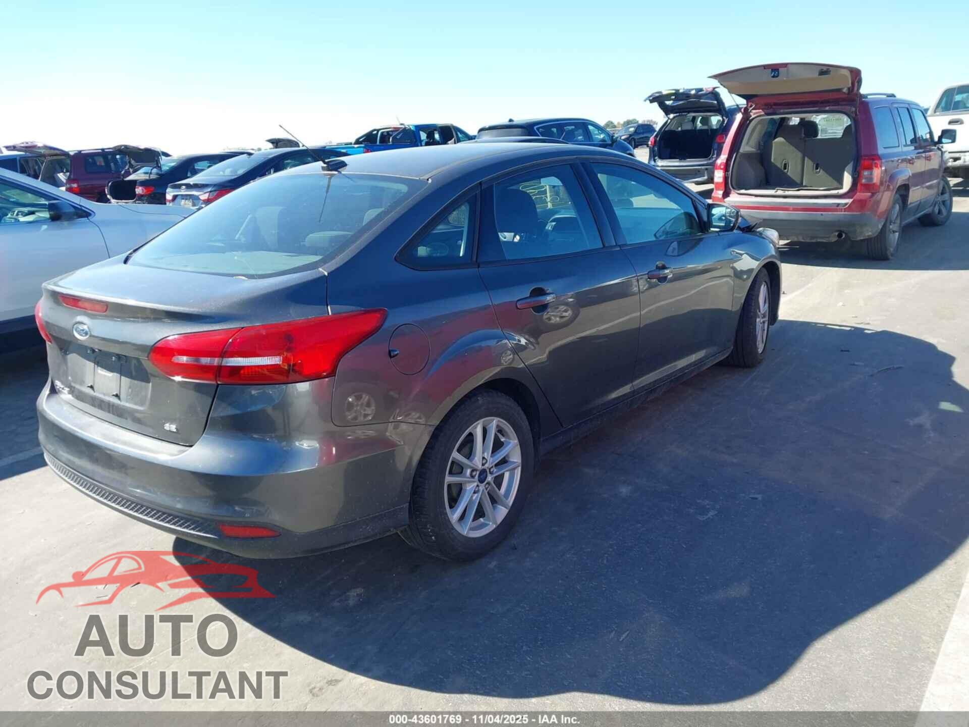FORD FOCUS 2015 - 1FADP3F25FL342435