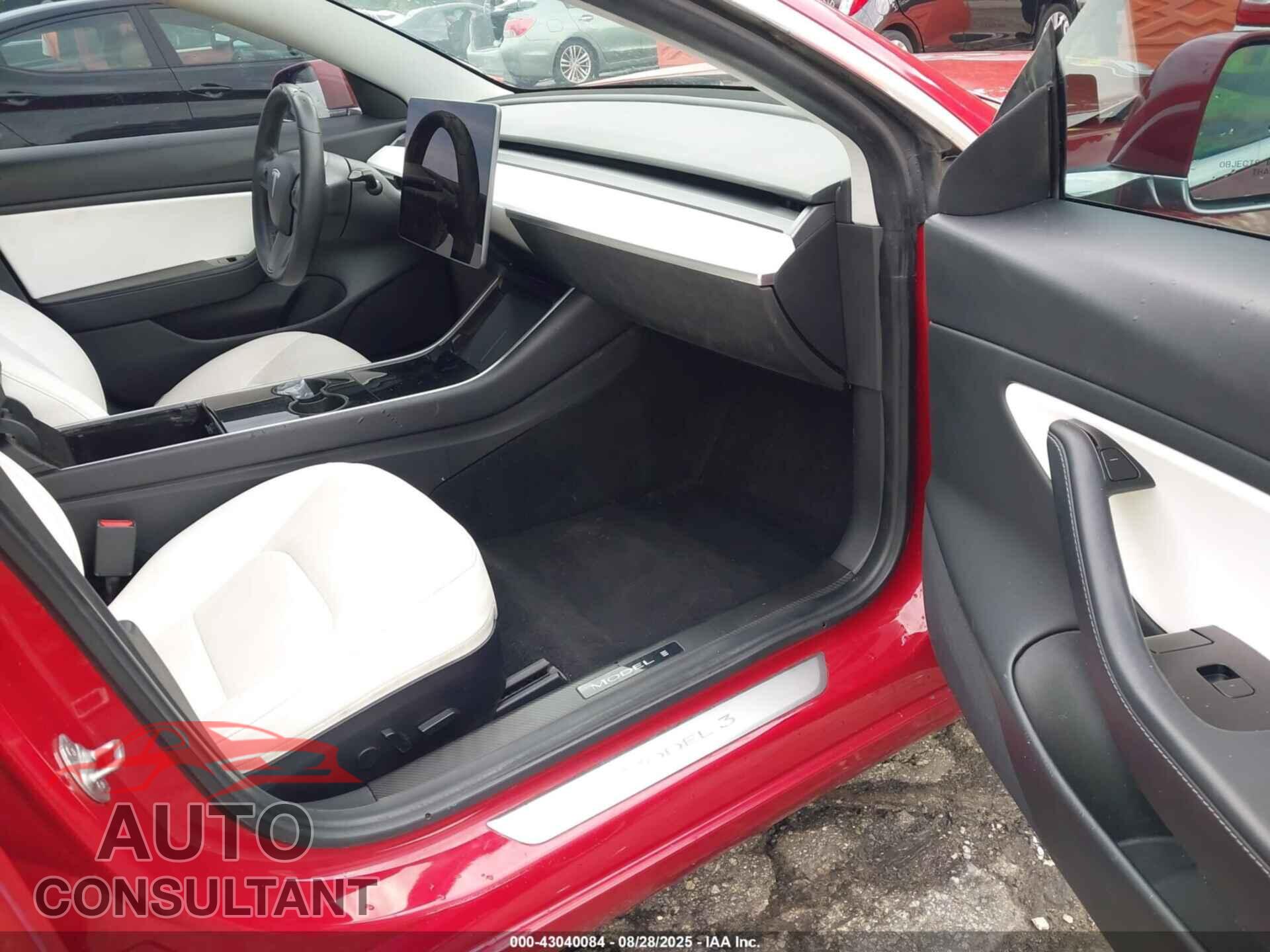 TESLA MODEL 3 2020 - 5YJ3E1EC9LF742426