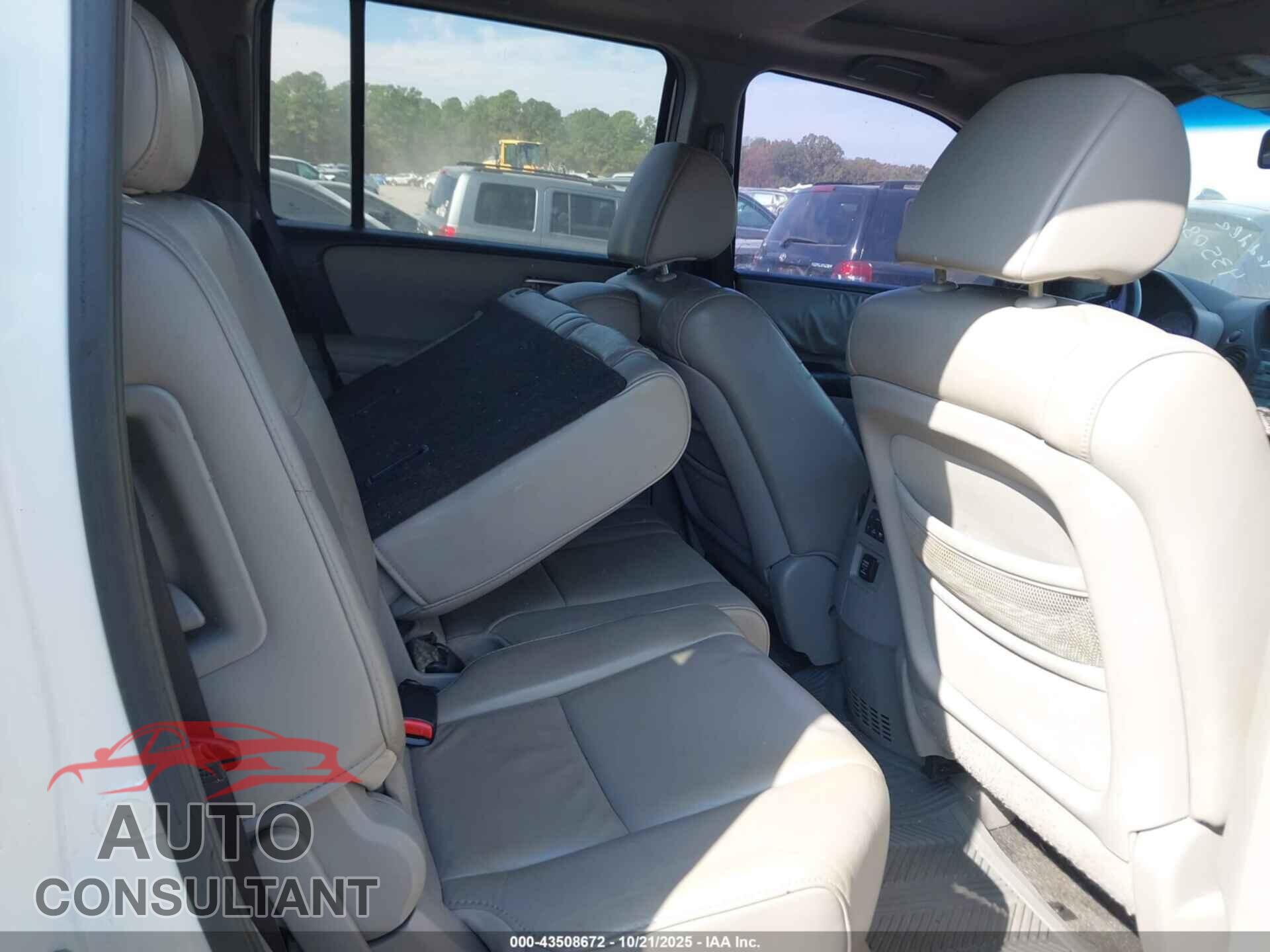 HONDA PILOT 2011 - 5FNYF3H52BB019236