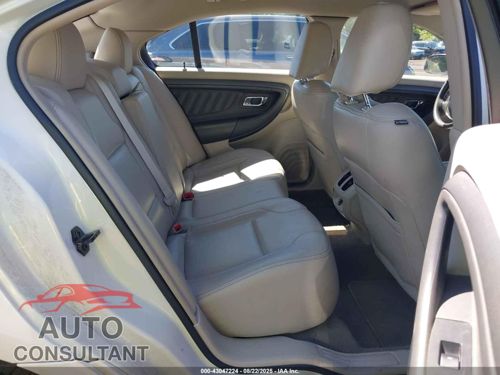 FORD TAURUS 2011 - 1FAHP2EW7BG136987