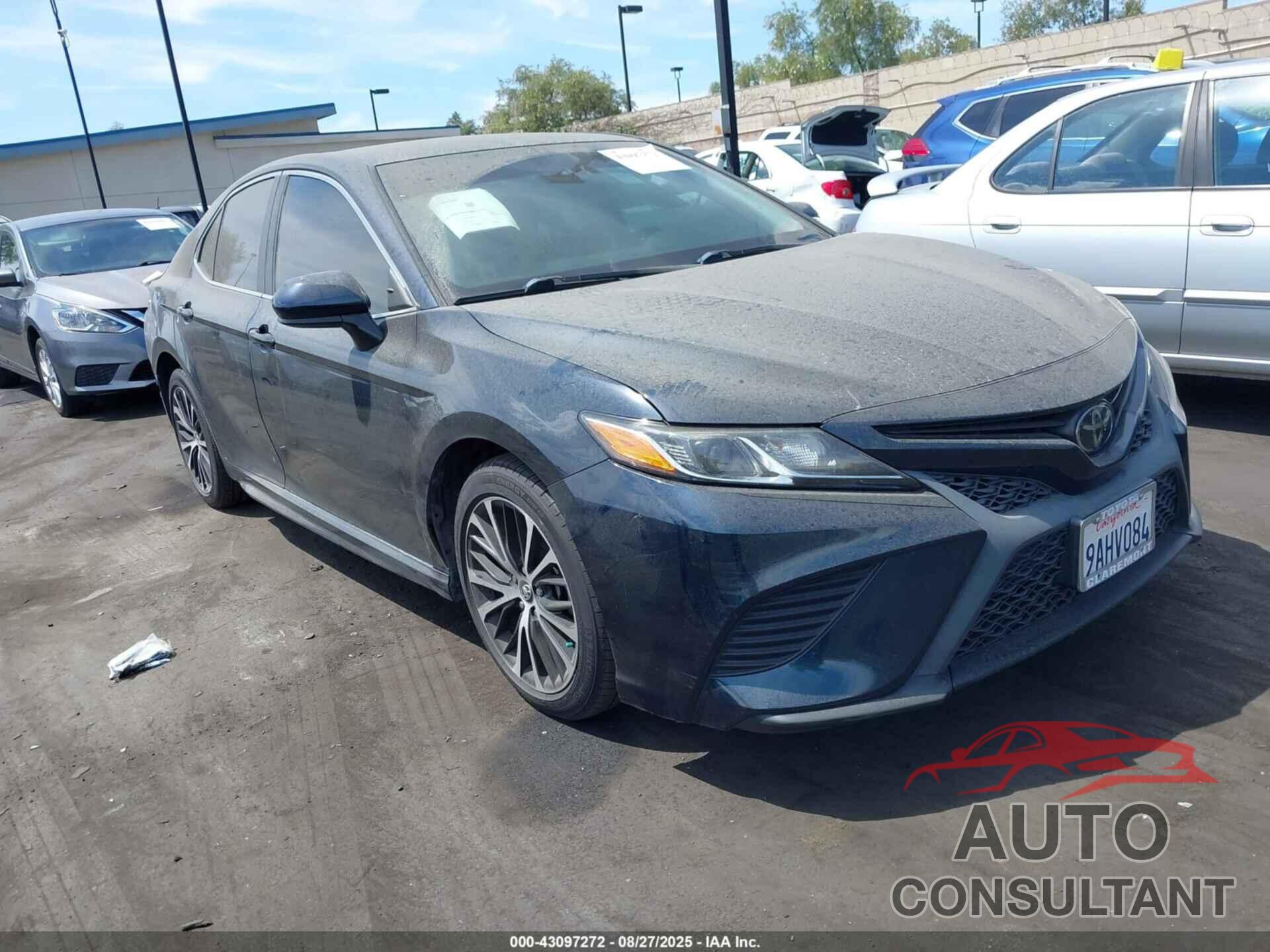 TOYOTA CAMRY 2020 - 4T1G11AK8LU864496
