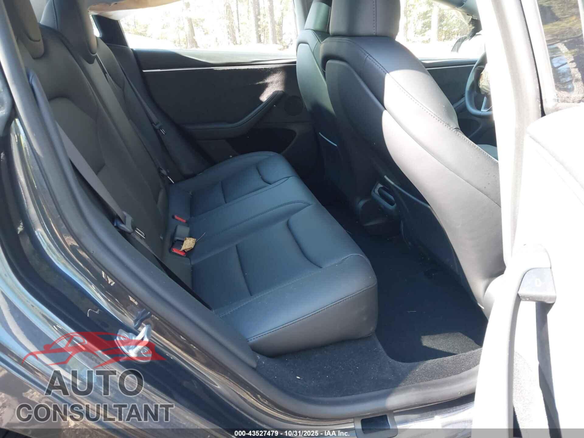 TESLA MODEL 3 2025 - 5YJ3E1EB3SF936083