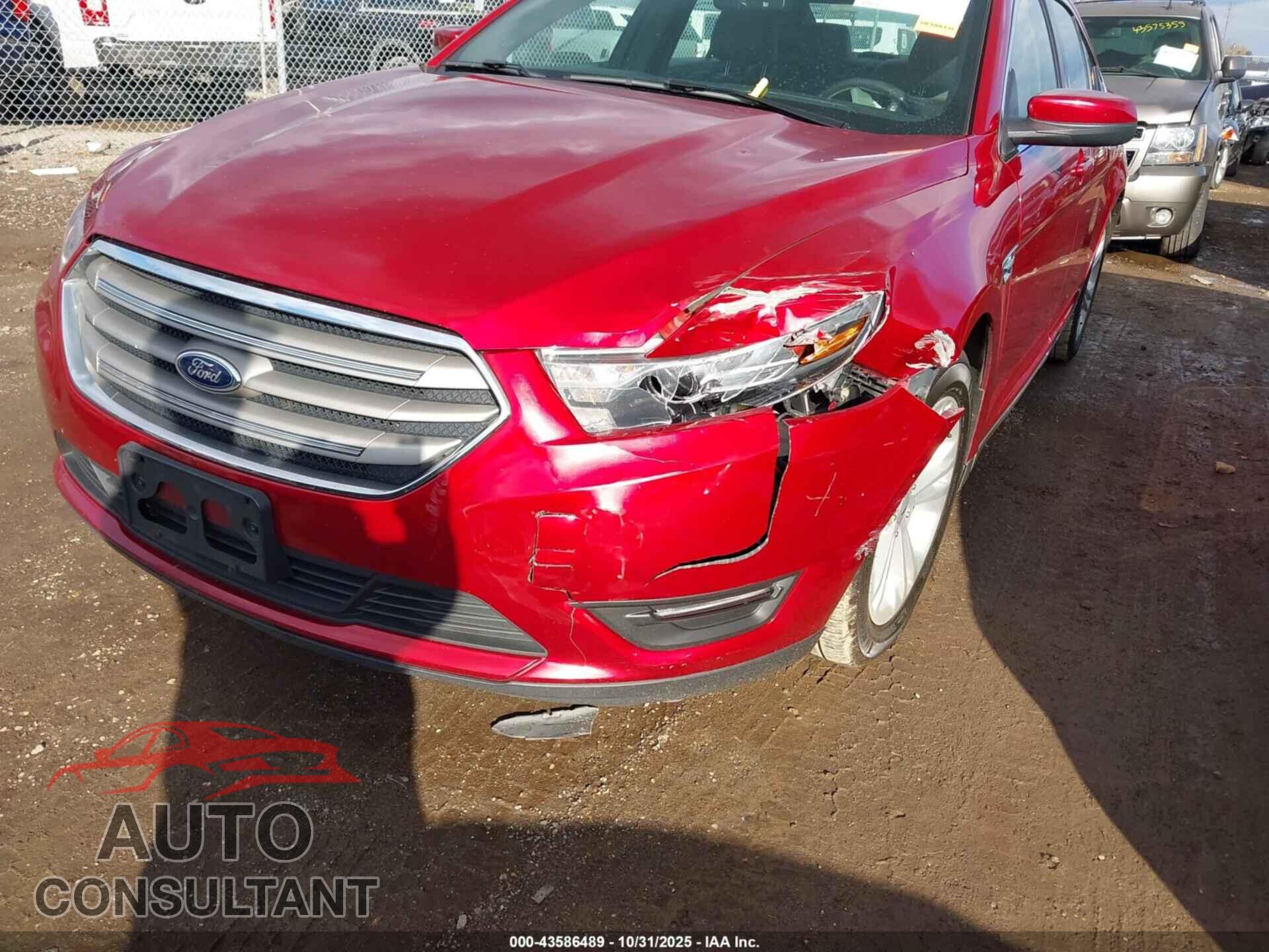 FORD TAURUS 2015 - 1FAHP2E80FG143707
