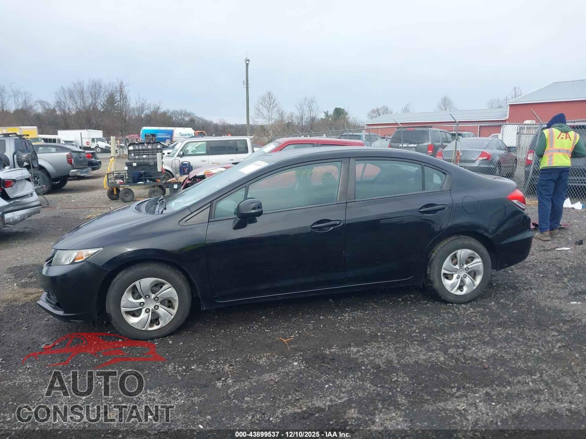 HONDA CIVIC 2013 - 2HGFB2F55DH592825