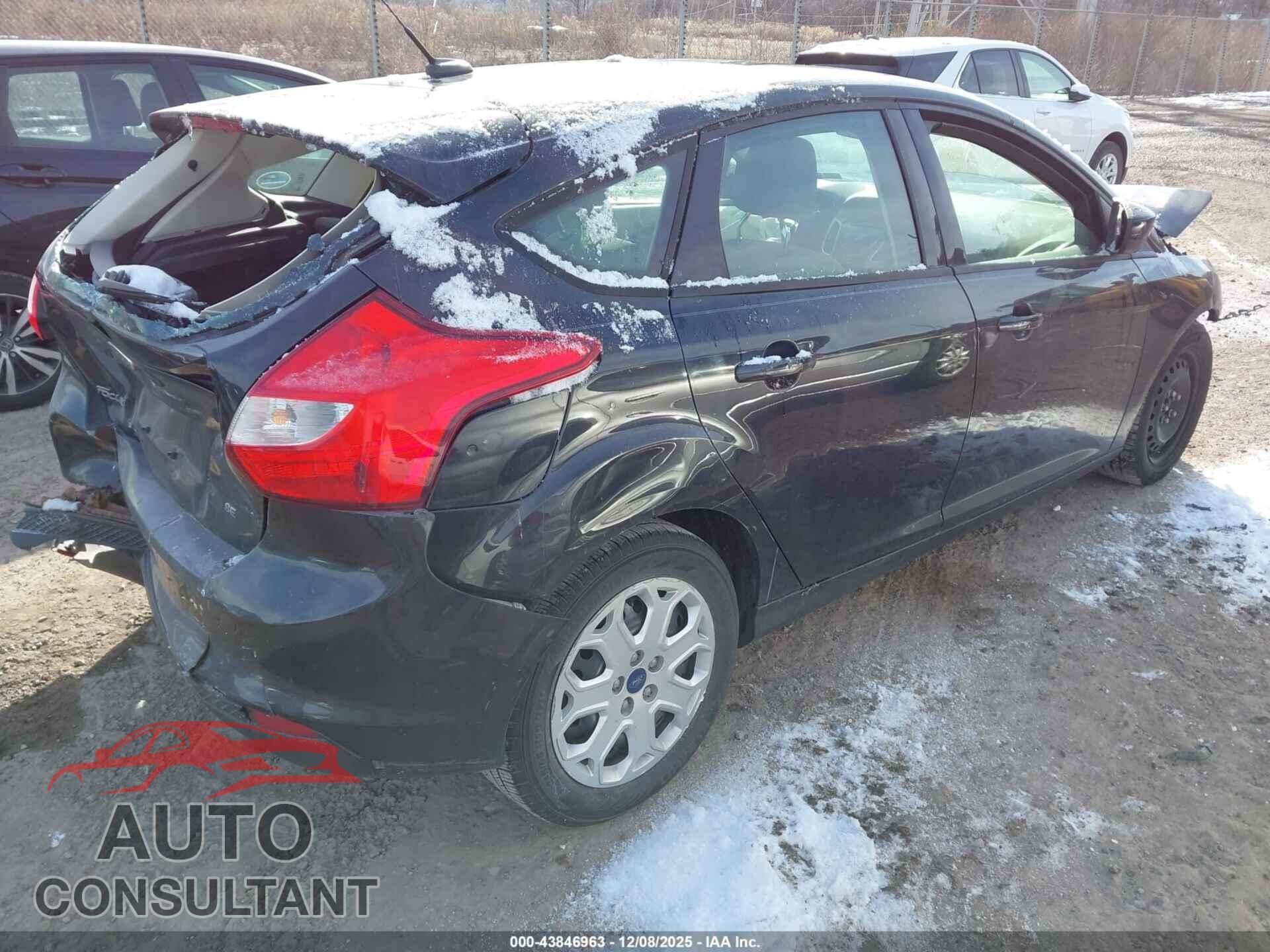 FORD FOCUS 2012 - 1FAHP3K22CL306883