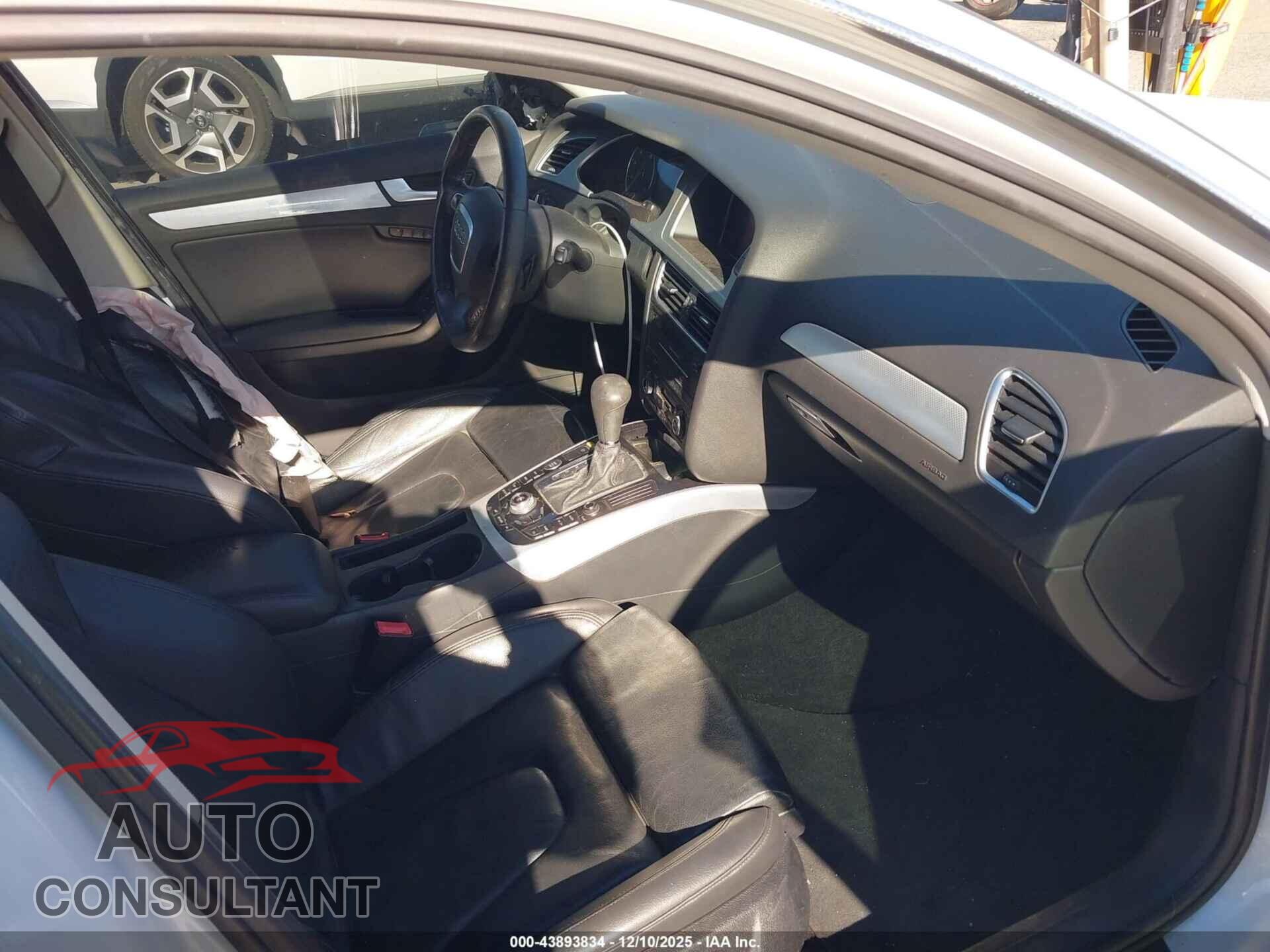 AUDI A4 2012 - WAUEFAFL3CN018041