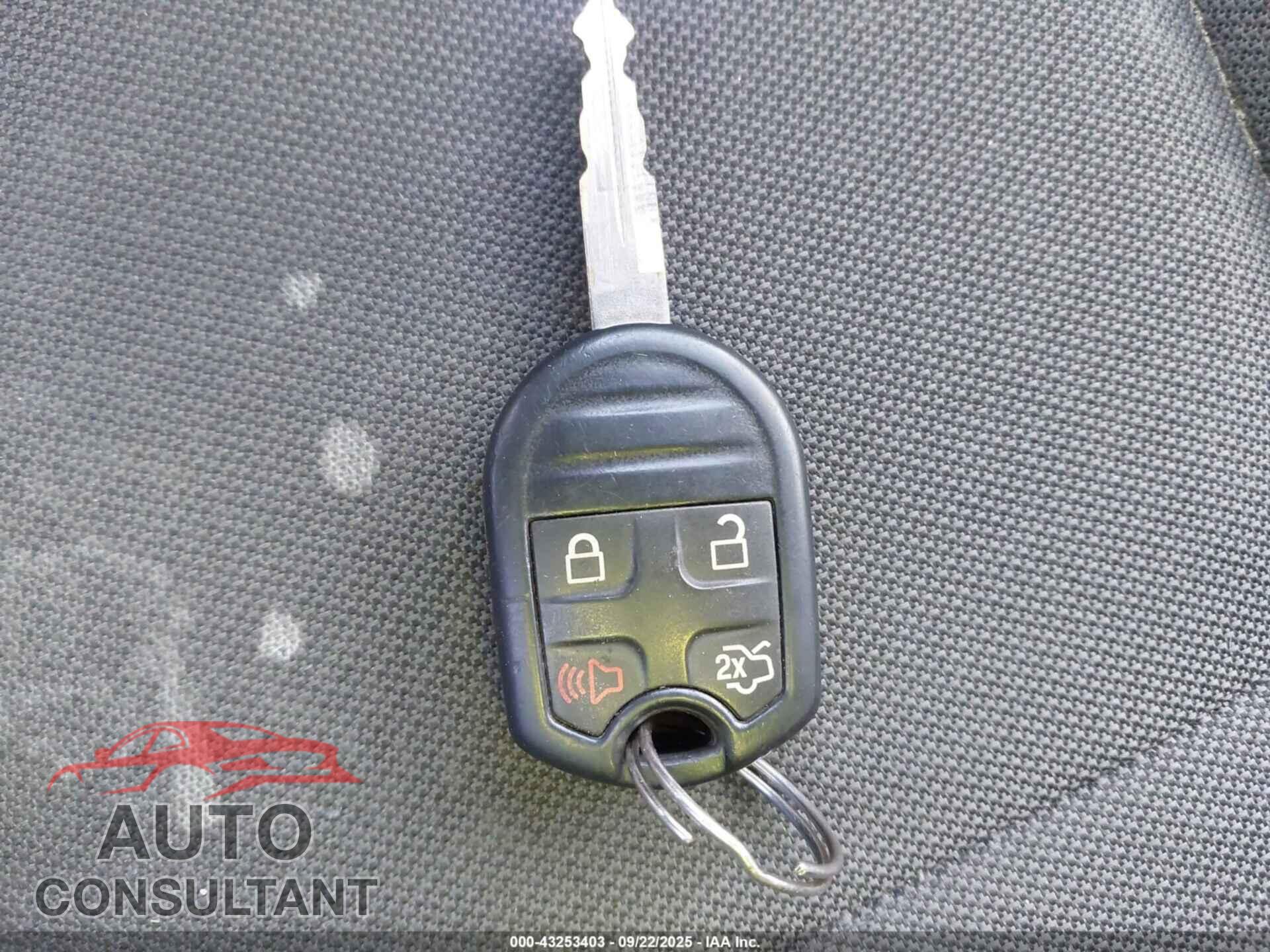 FORD ESCAPE 2012 - 1FMCU9D75CKB60604