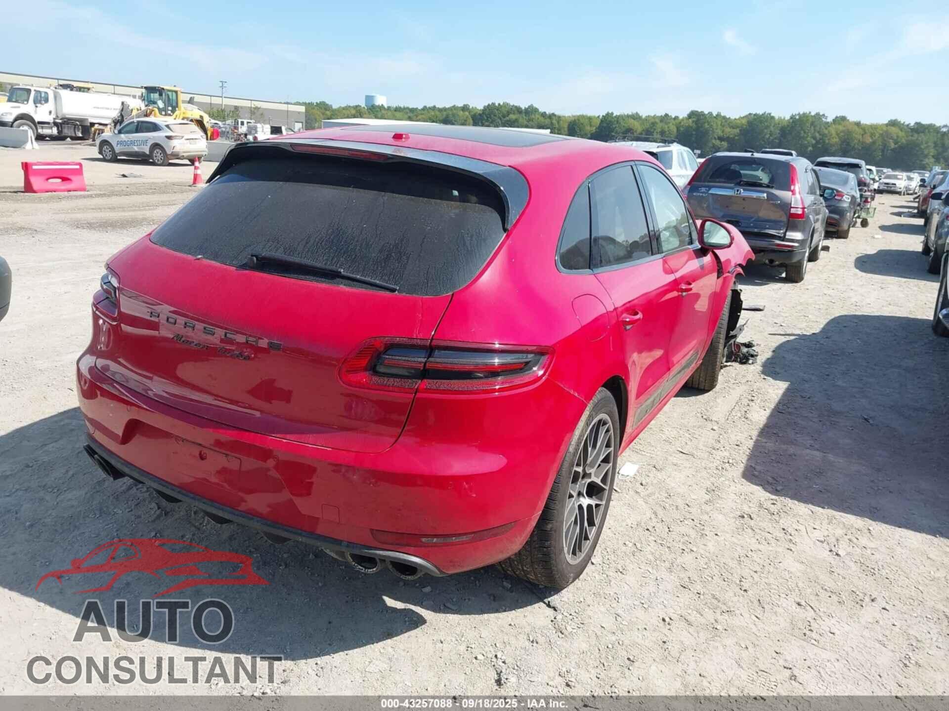 PORSCHE MACAN 2017 - WP1AF2A52HLB61709