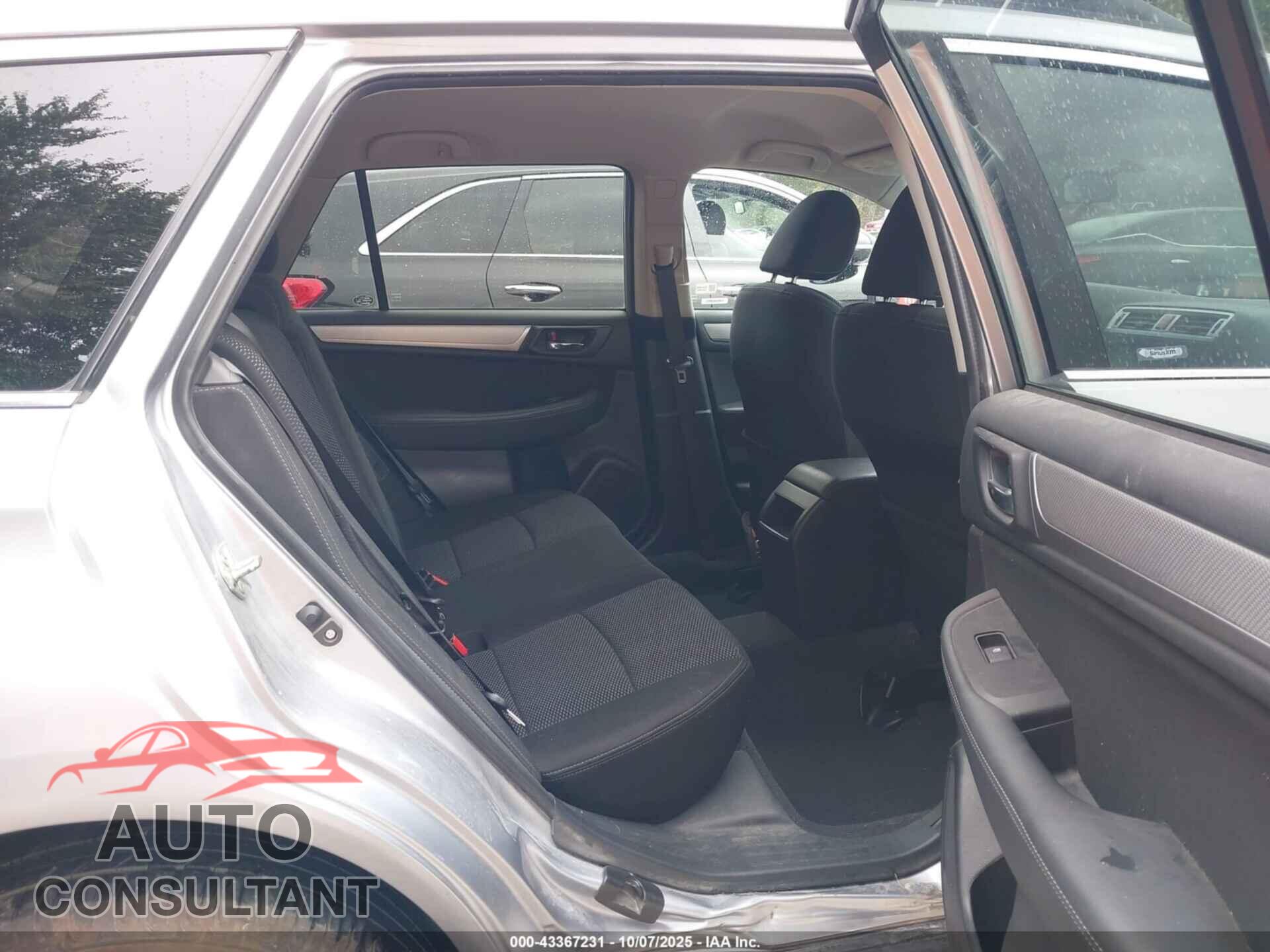 SUBARU OUTBACK 2017 - 4S4BSACC1H3417549