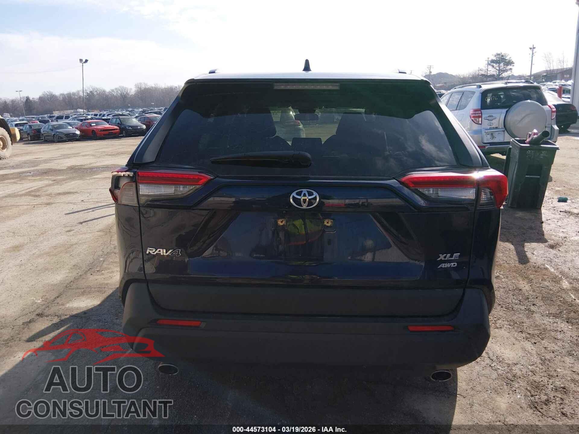 TOYOTA RAV4 2019 - JTMP1RFV2KD022418