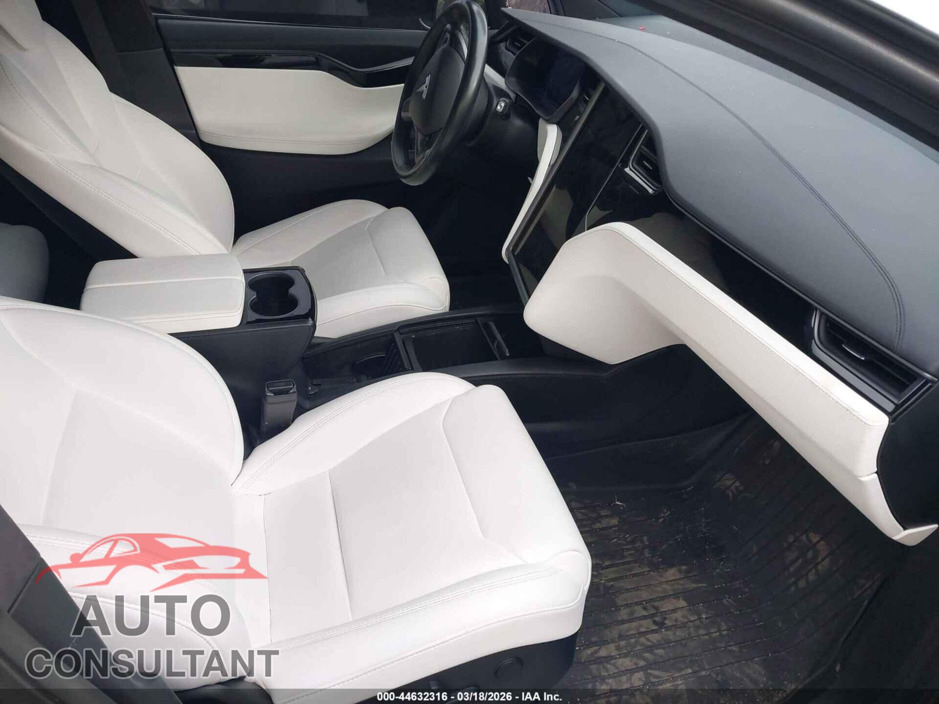 TESLA MODEL X 2018 - 5YJXCBE24JF140809