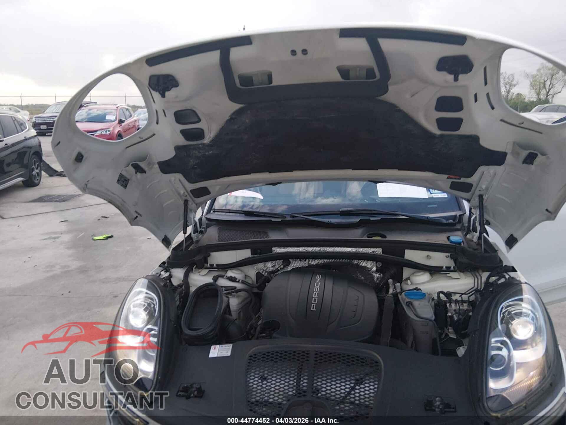 PORSCHE MACAN 2018 - WP1AA2A51JLB02574