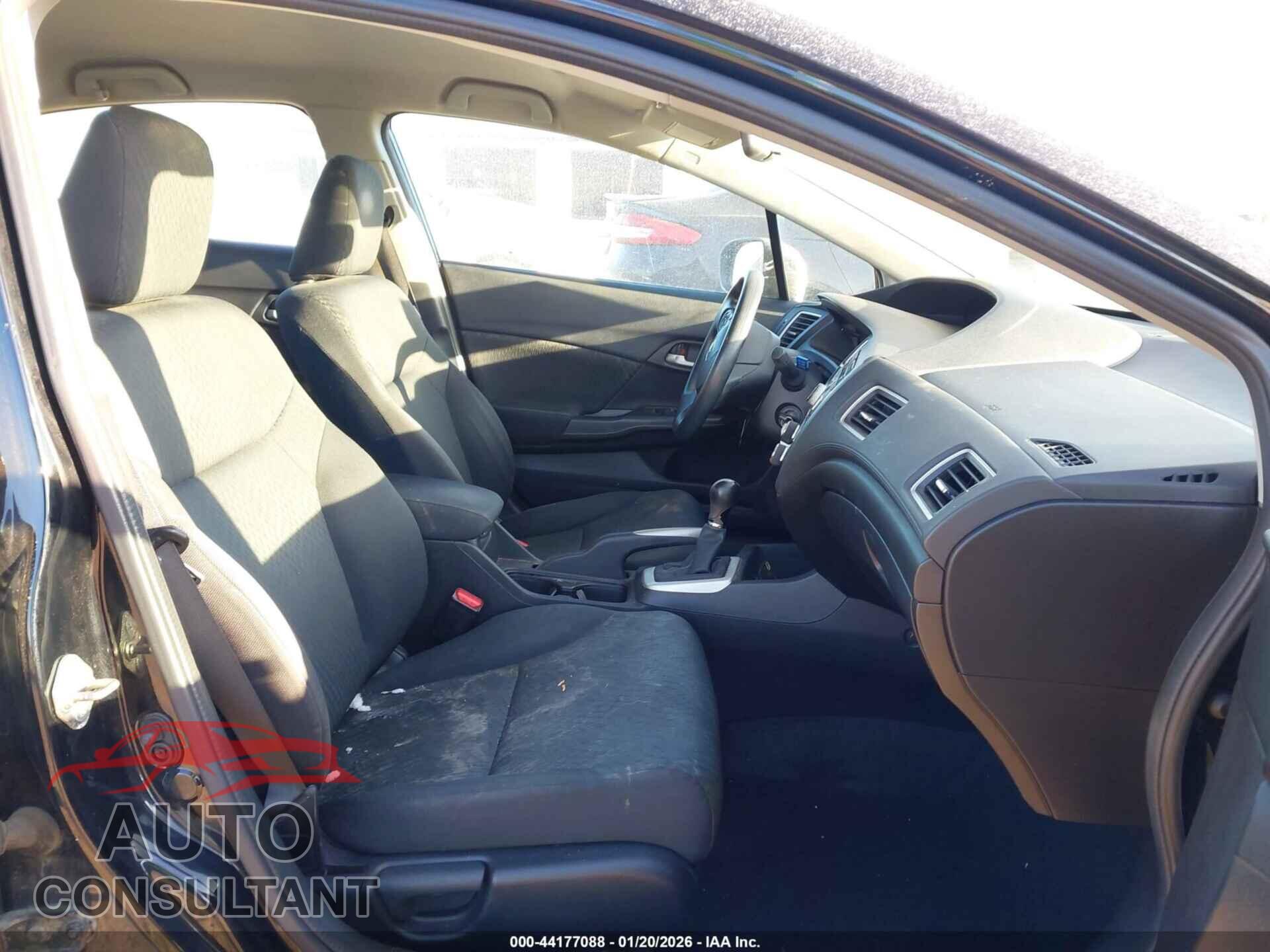HONDA CIVIC 2015 - 19XFB2E59FE007176