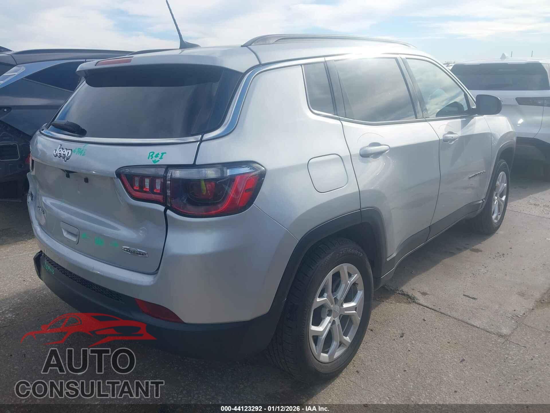 JEEP COMPASS 2024 - 3C4NJDBN7RT110773