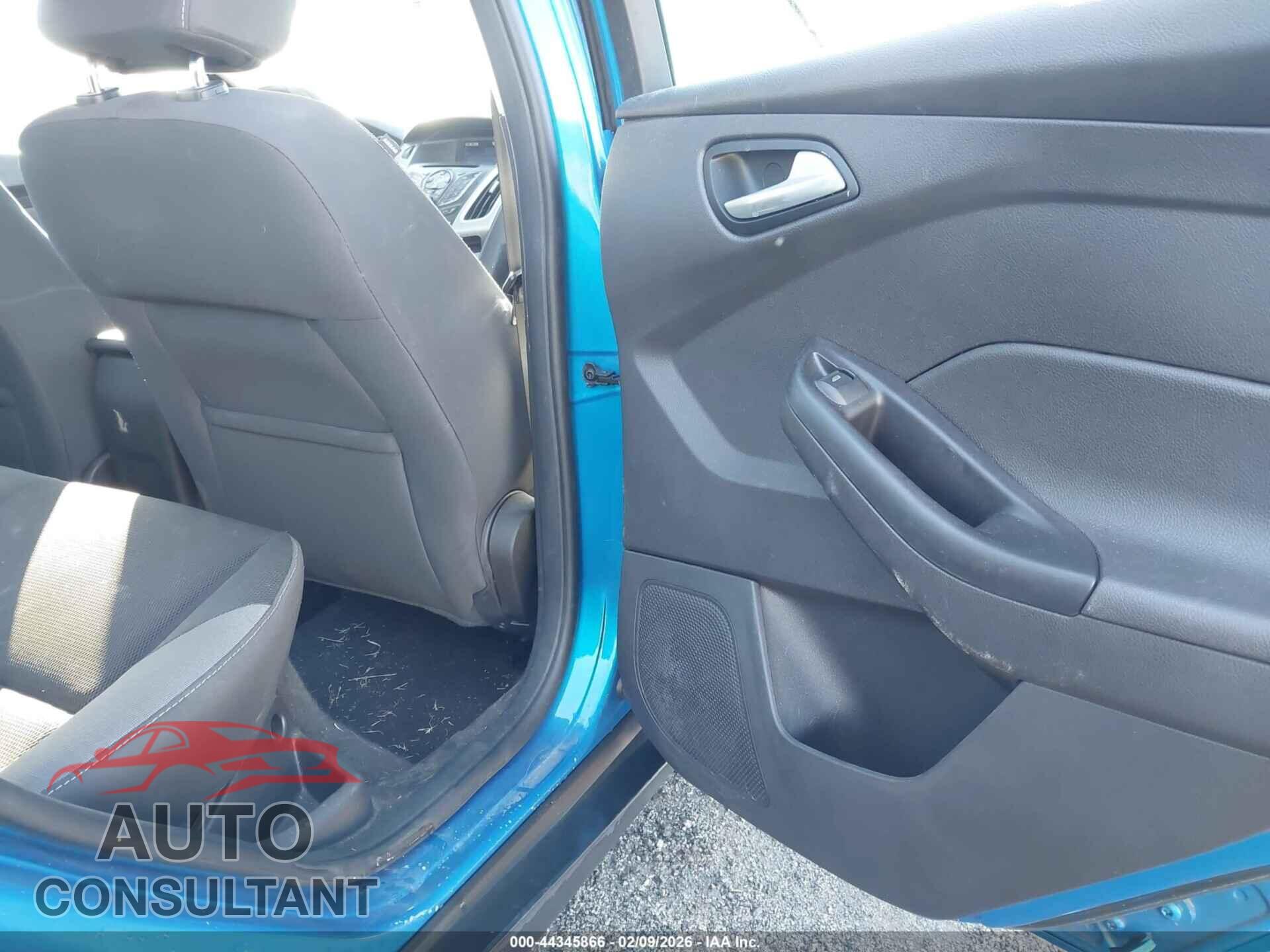 FORD FOCUS 2014 - 1FADP3F23EL122189