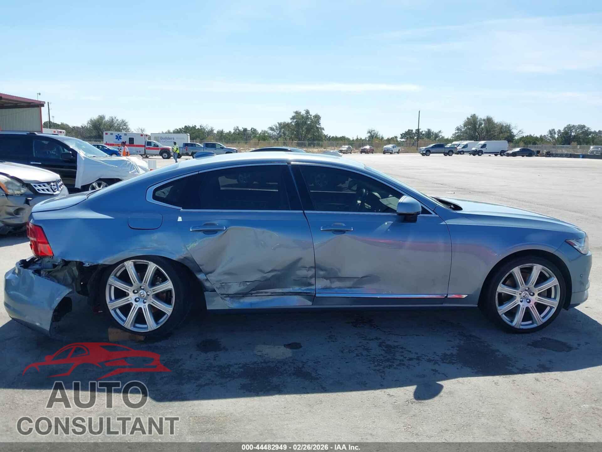 VOLVO S90 2017 - YV1A22MLXH1007293