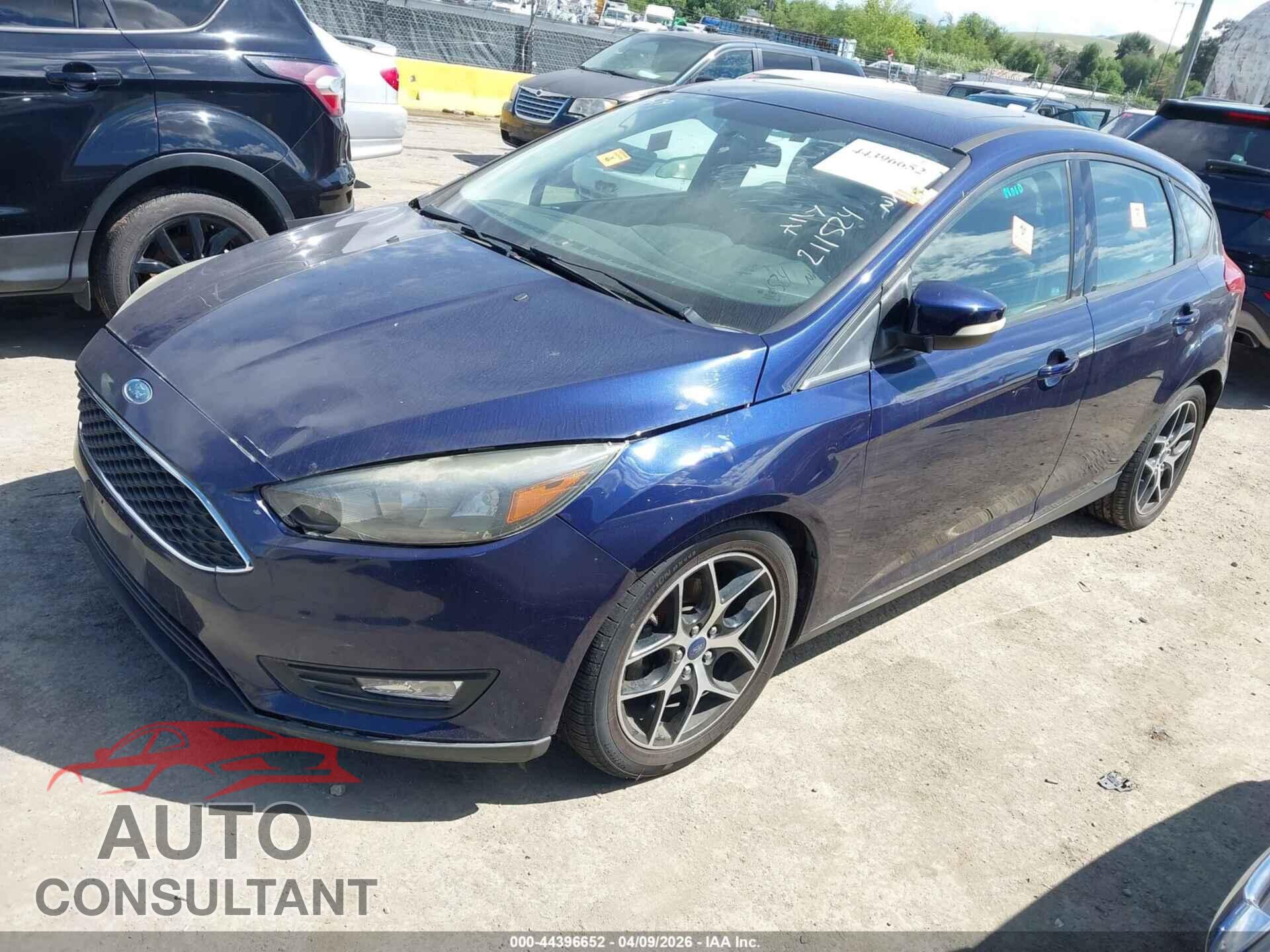 FORD FOCUS 2017 - 1FADP3M2XHL211524