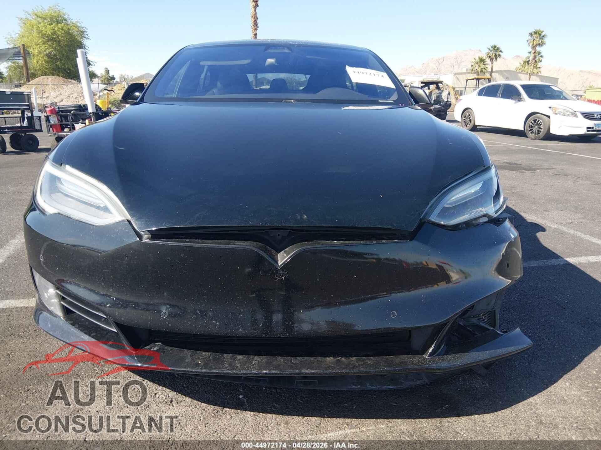 TESLA MODEL S 2017 - 5YJSA1E11HF208883
