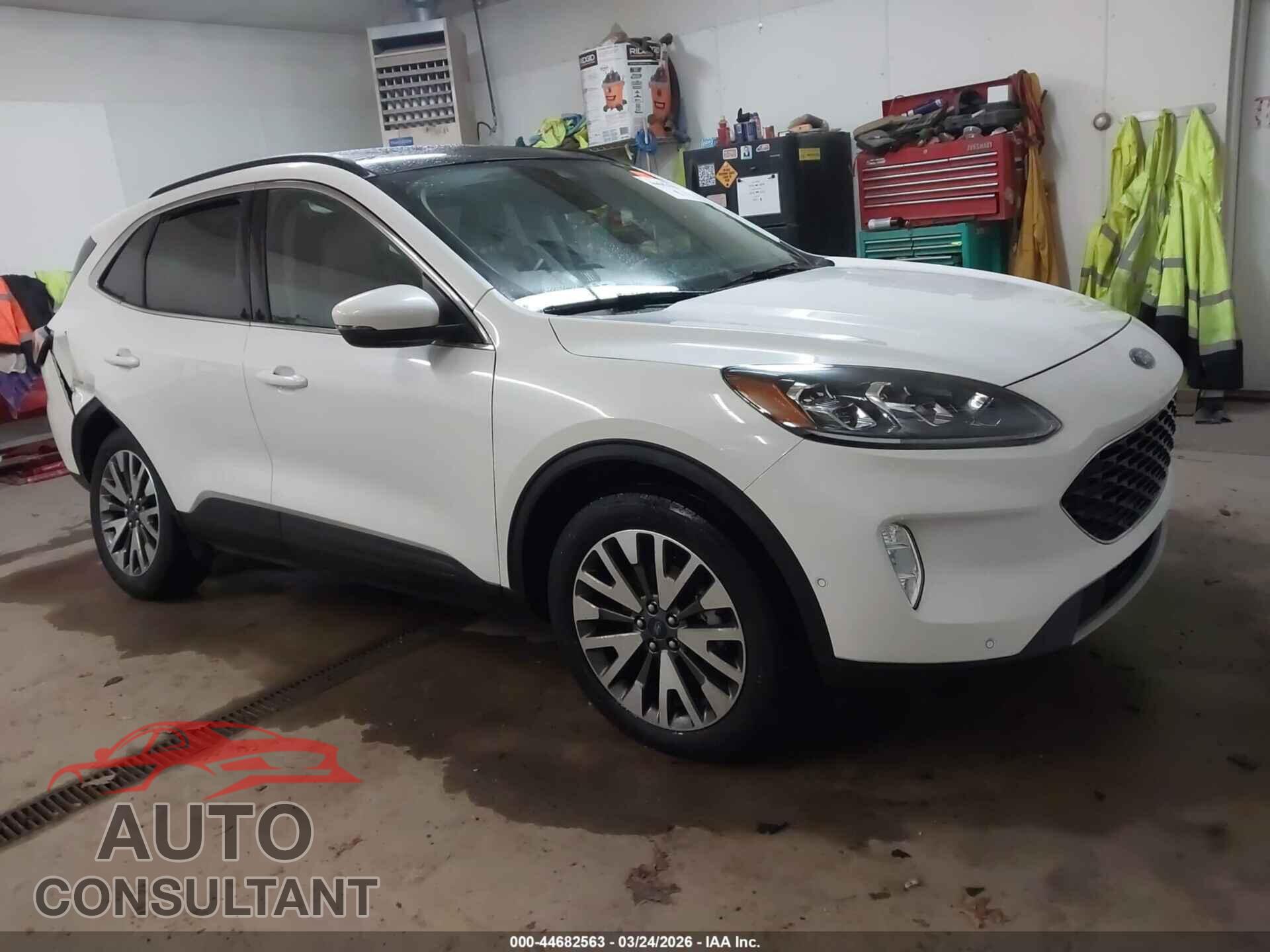 FORD ESCAPE 2020 - 1FMCU9J92LUA07947