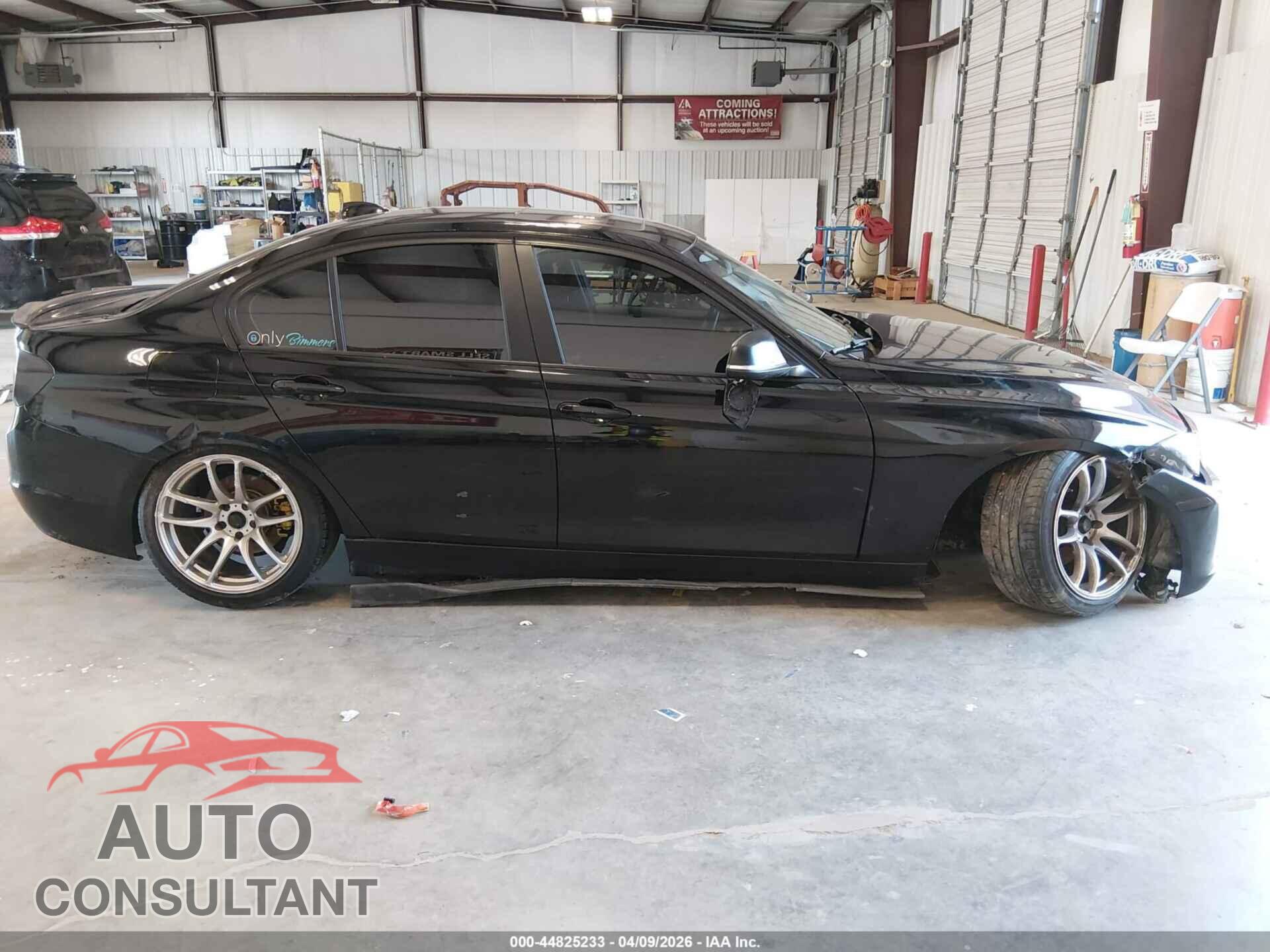 BMW 320I 2013 - WBA3B1C58DF461595