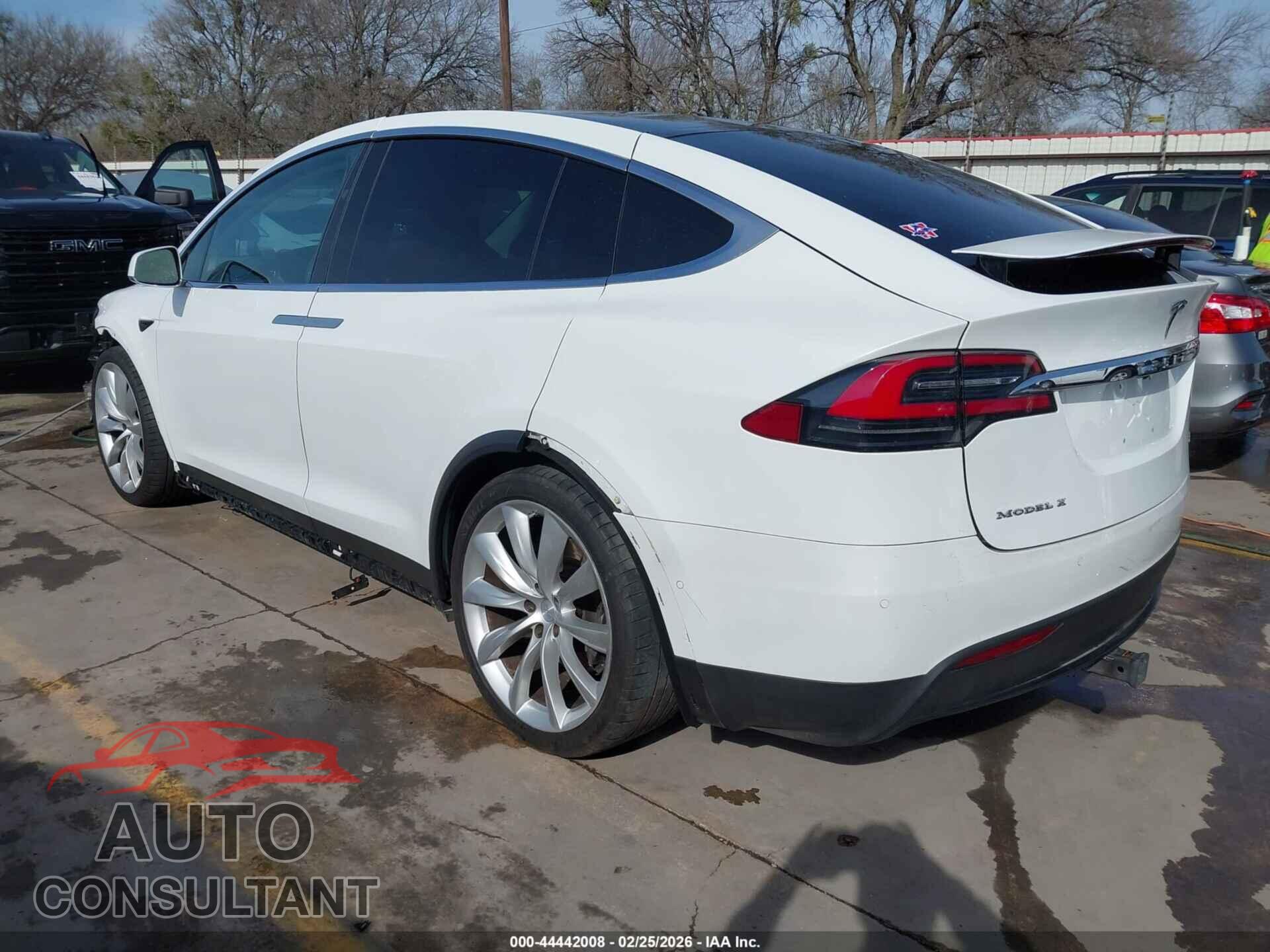 TESLA MODEL X 2017 - 5YJXCBE22HF043618