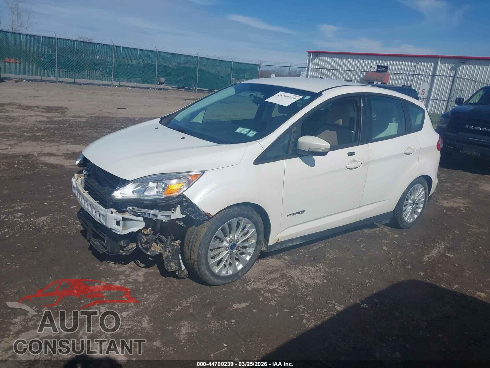 FORD C-MAX HYBRID 2017 - 1FADP5AU3HL113064