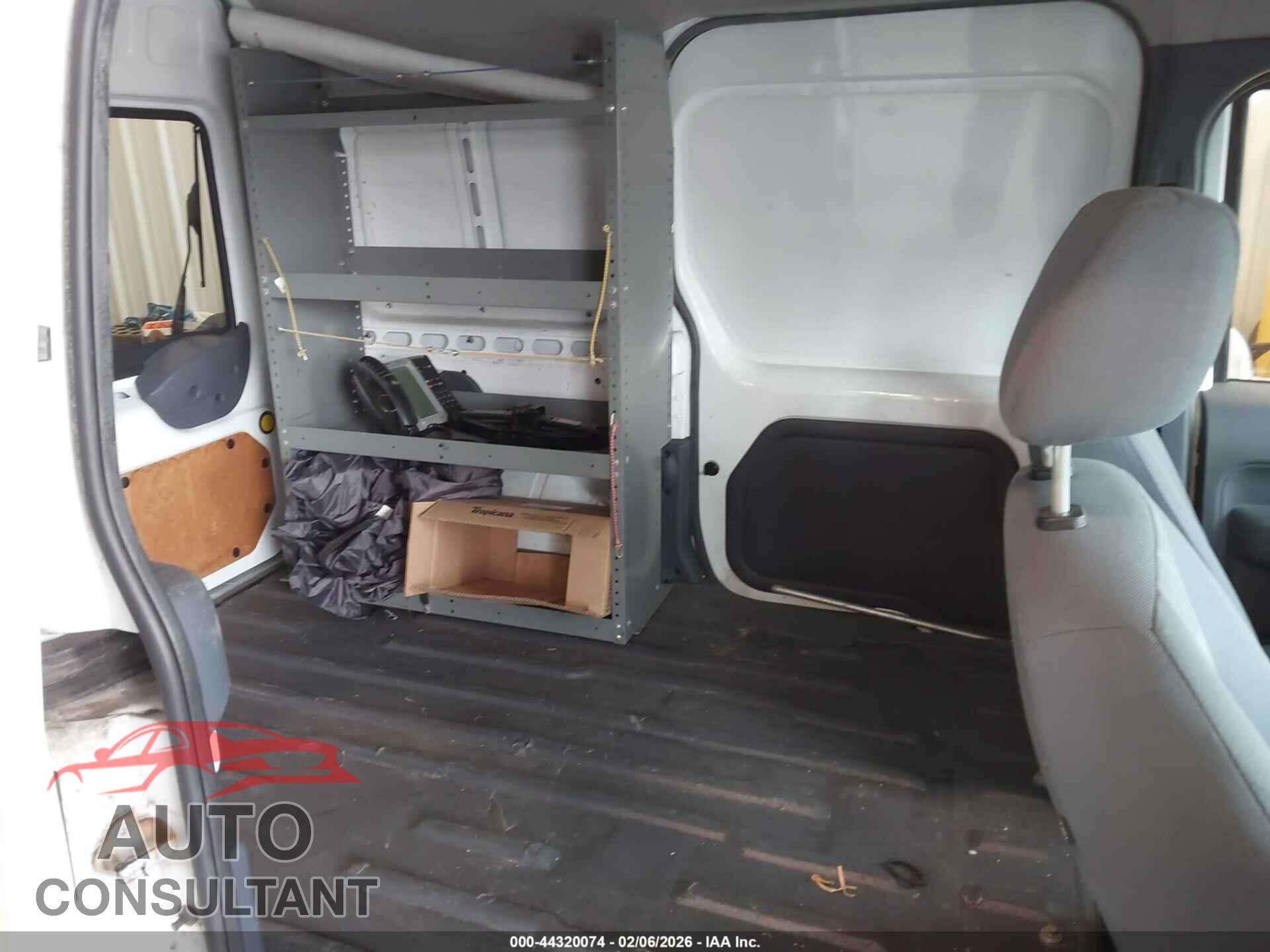 FORD TRANSIT CONNECT 2011 - NM0LS7CN1BT063078
