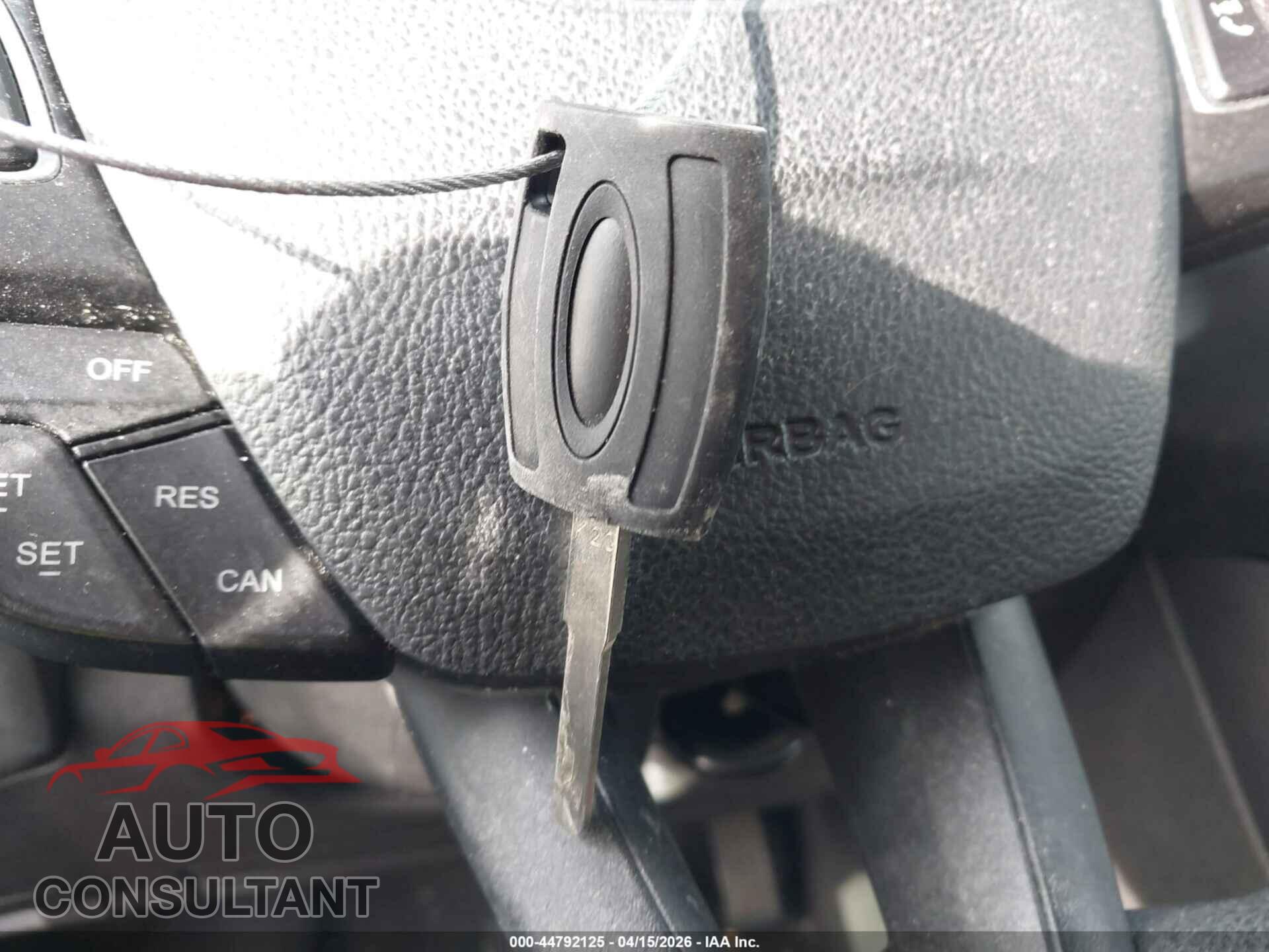 FORD FOCUS 2015 - 1FADP3F21FL301686
