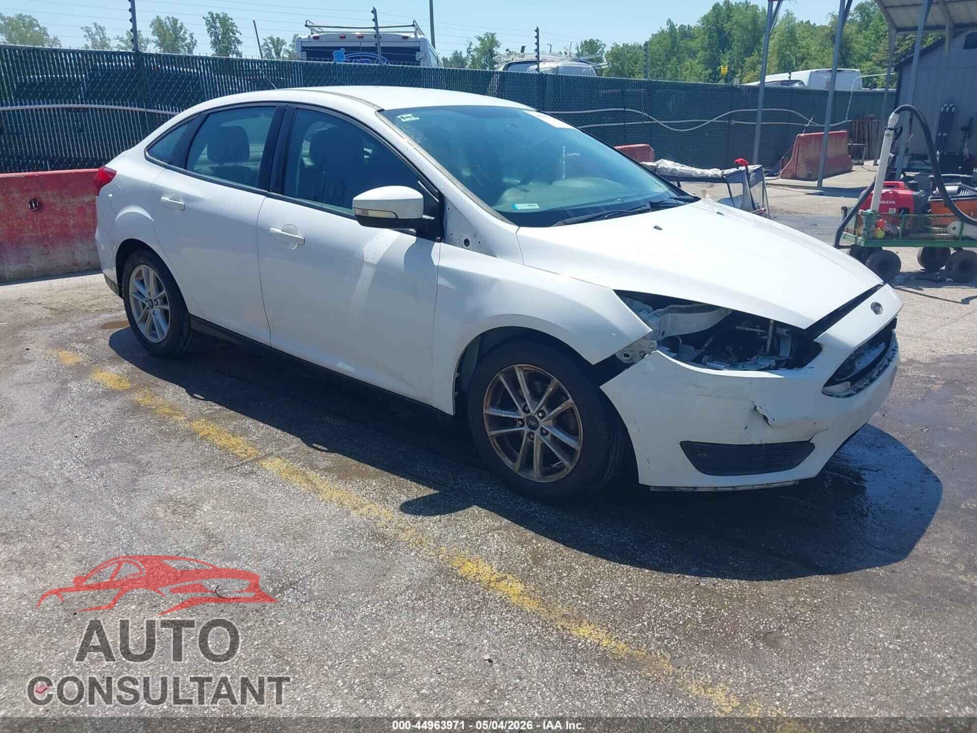 FORD FOCUS 2017 - 1FADP3F24HL337892