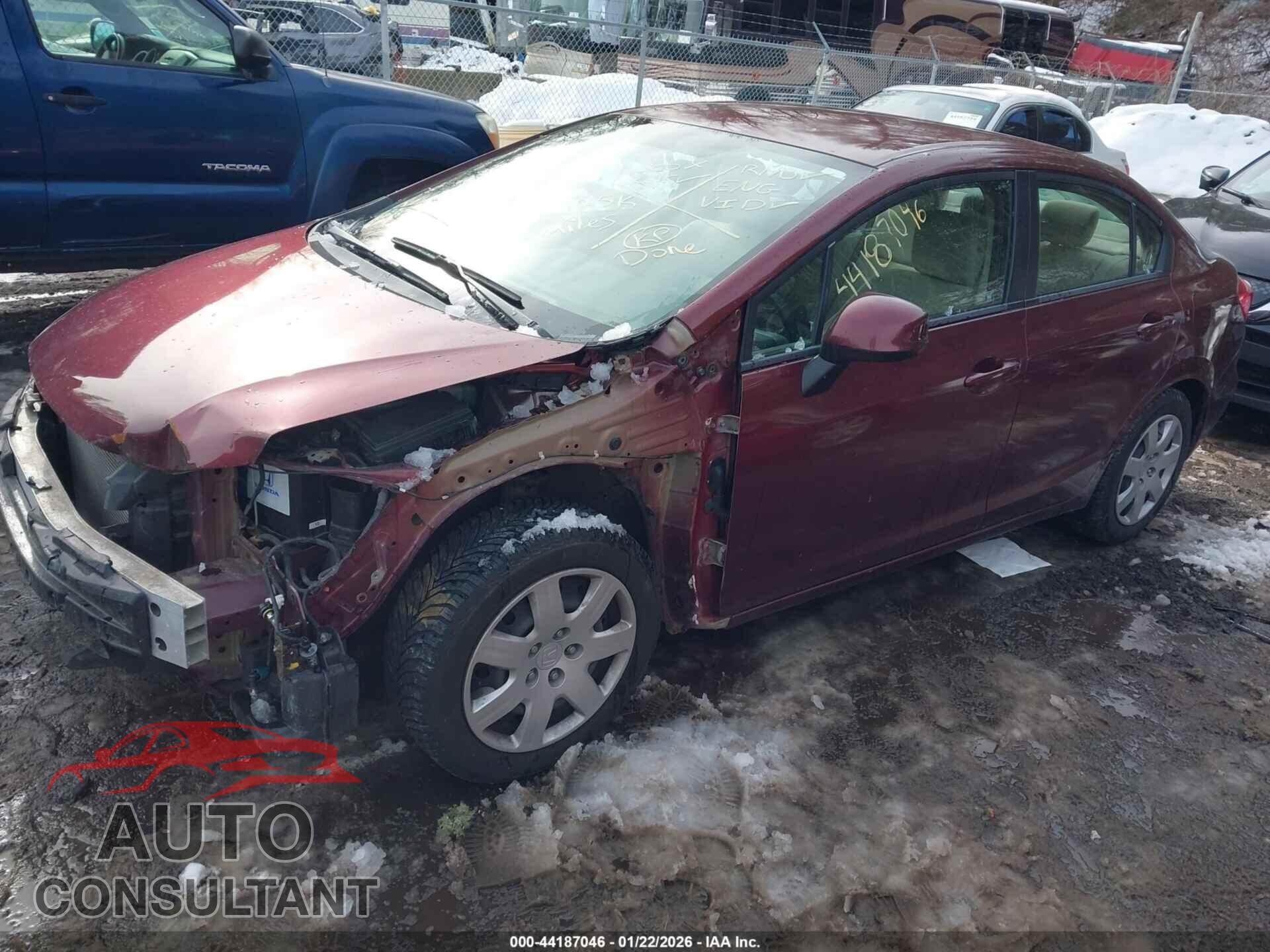 HONDA CIVIC 2012 - 2HGFB2F52CH559635