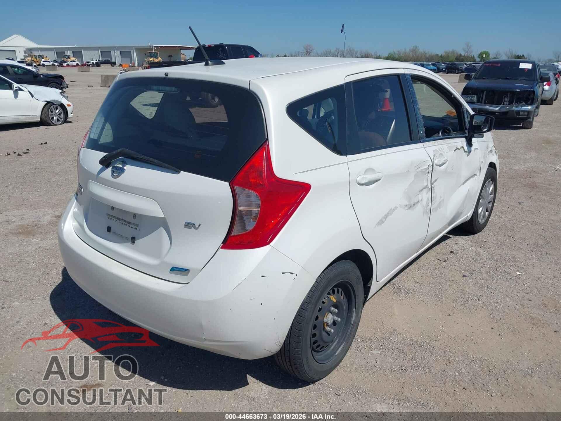 NISSAN VERSA NOTE 2015 - 3N1CE2CPXFL365884