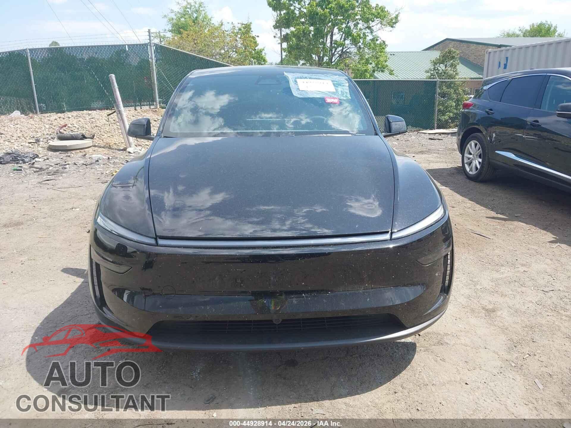 TESLA MODEL Y 2026 - 7SAYGDED1TA664458