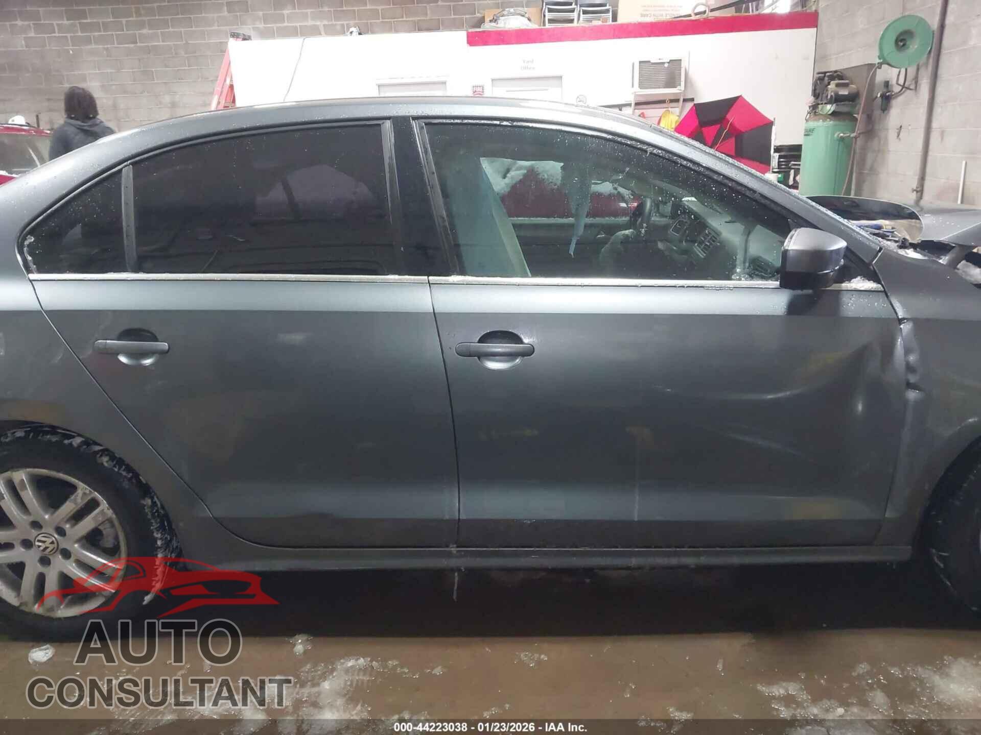 VOLKSWAGEN JETTA 2017 - 3VW2B7AJ5HM221666