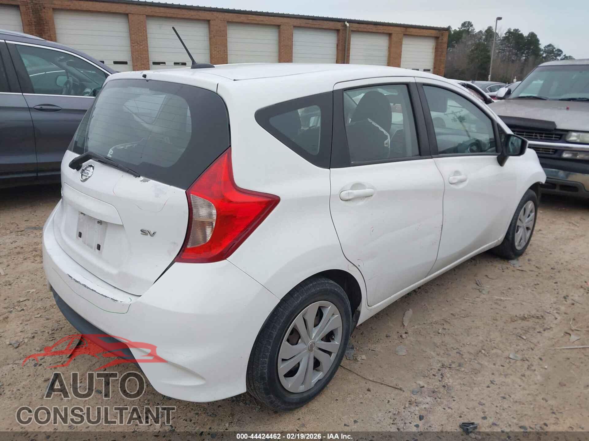 NISSAN VERSA NOTE 2017 - 3N1CE2CP0HL364469