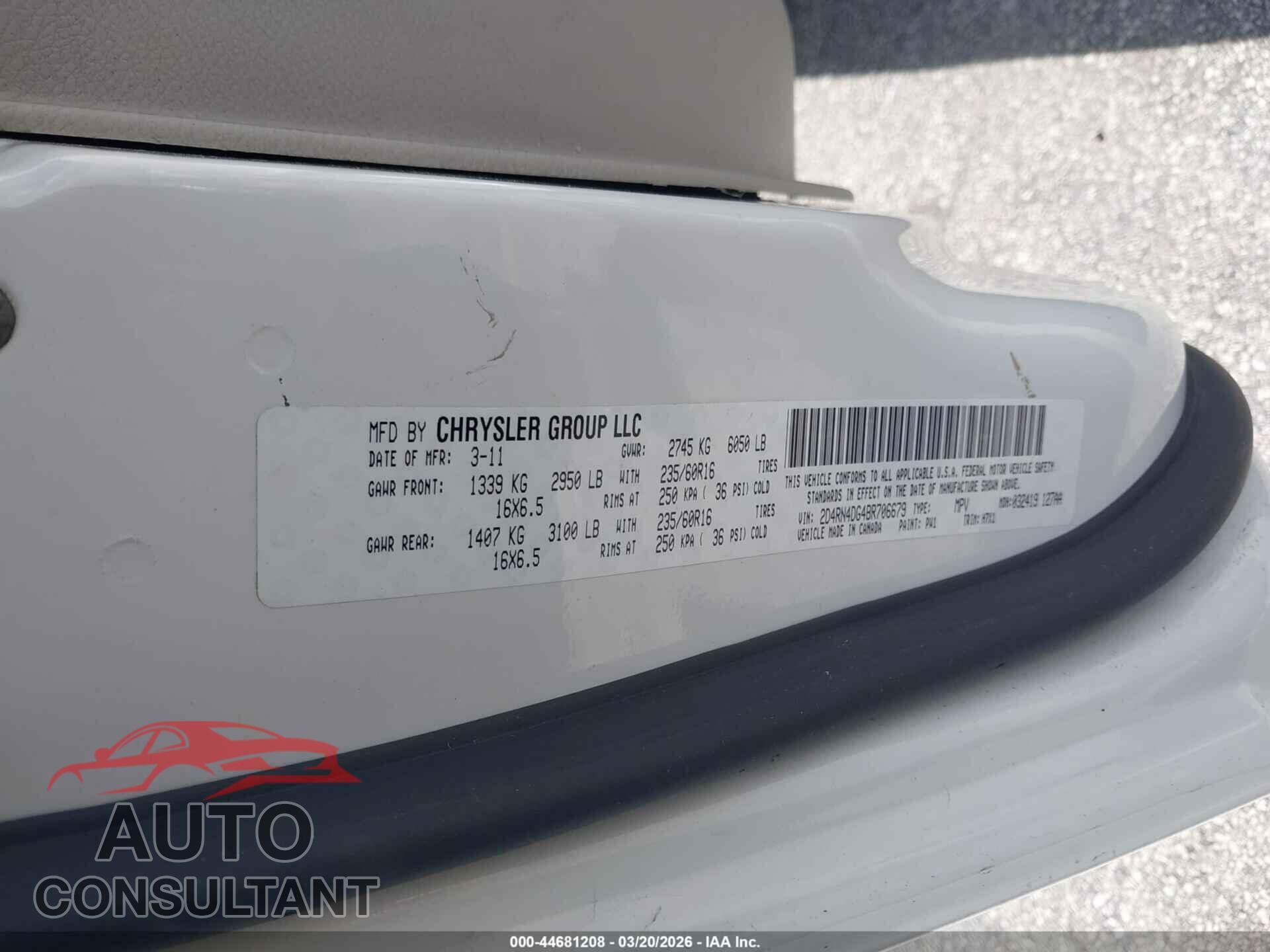 DODGE GRAND CARAVAN 2011 - 2D4RN4DG4BR706679