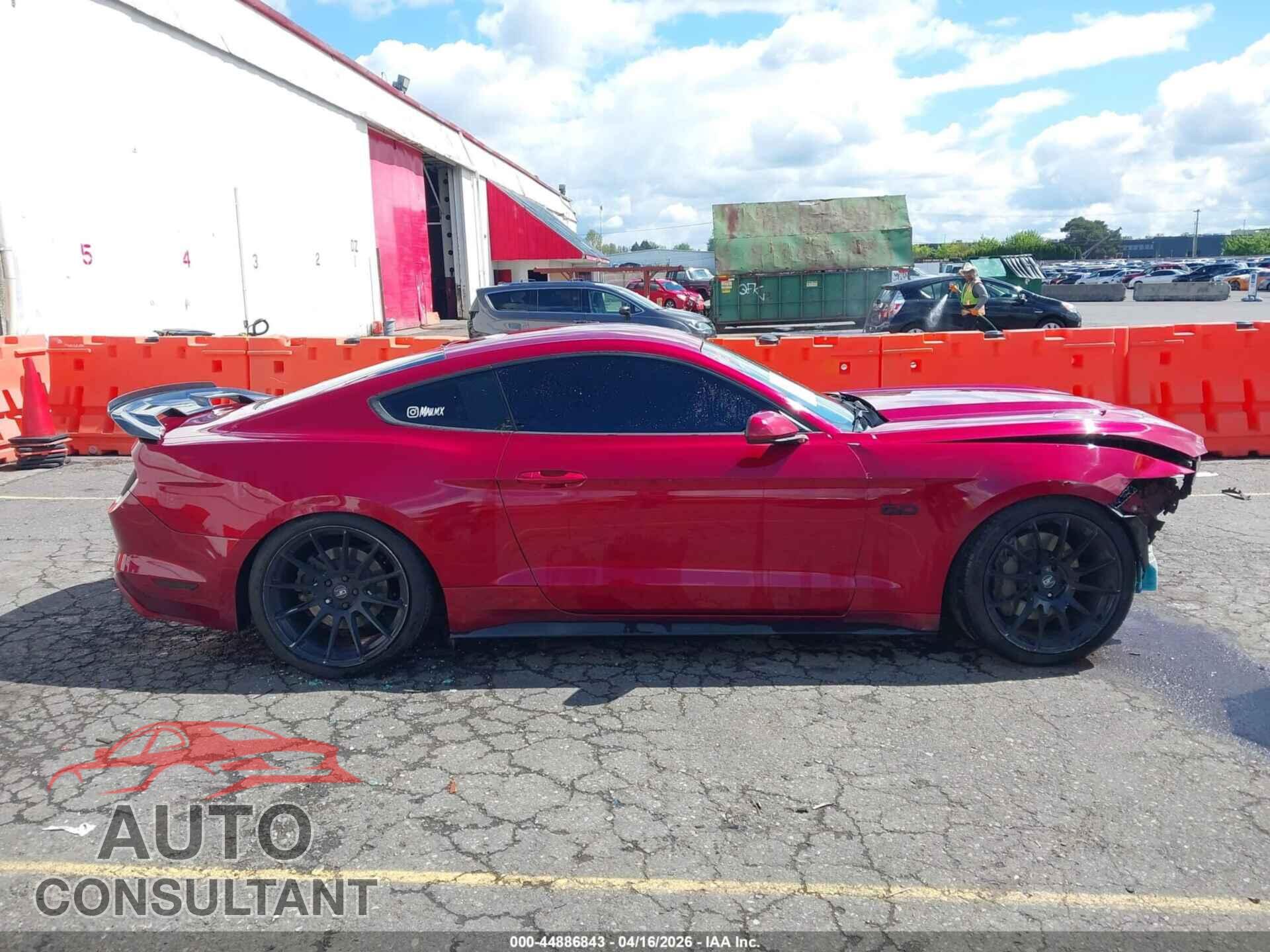 FORD MUSTANG 2017 - 1FA6P8CF8H5340649