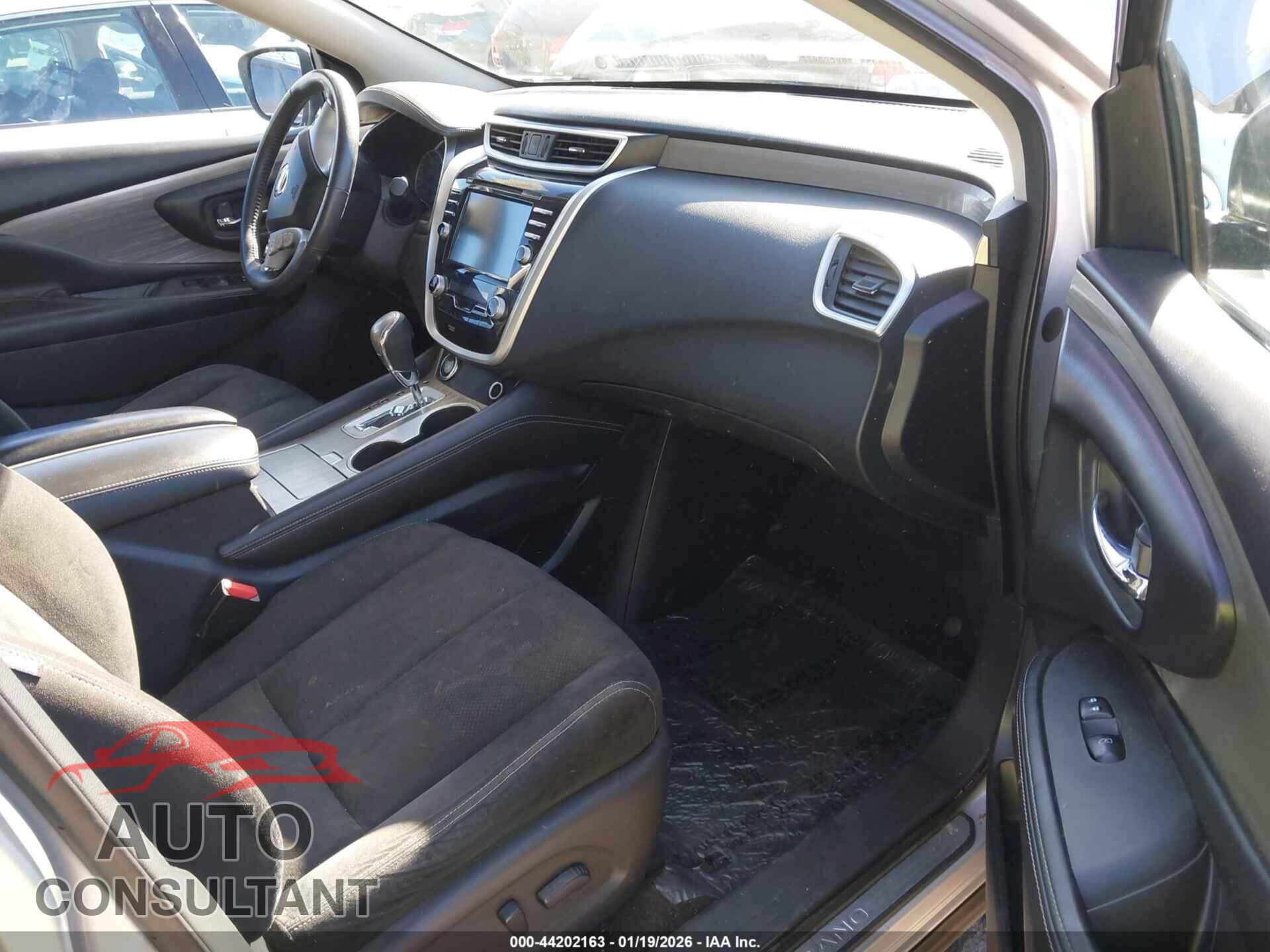NISSAN MURANO 2017 - 5N1AZ2MGXHN110075