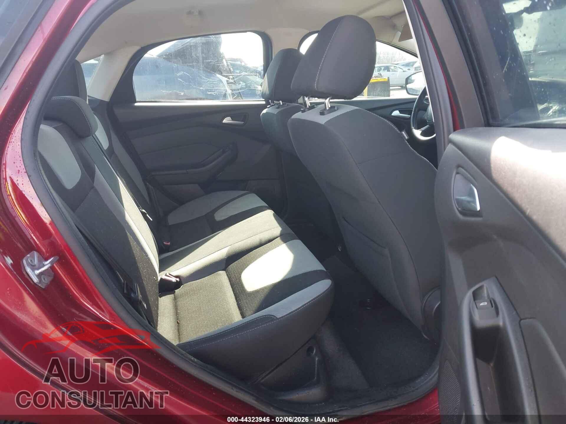 FORD FOCUS 2014 - 1FADP3F28EL236172