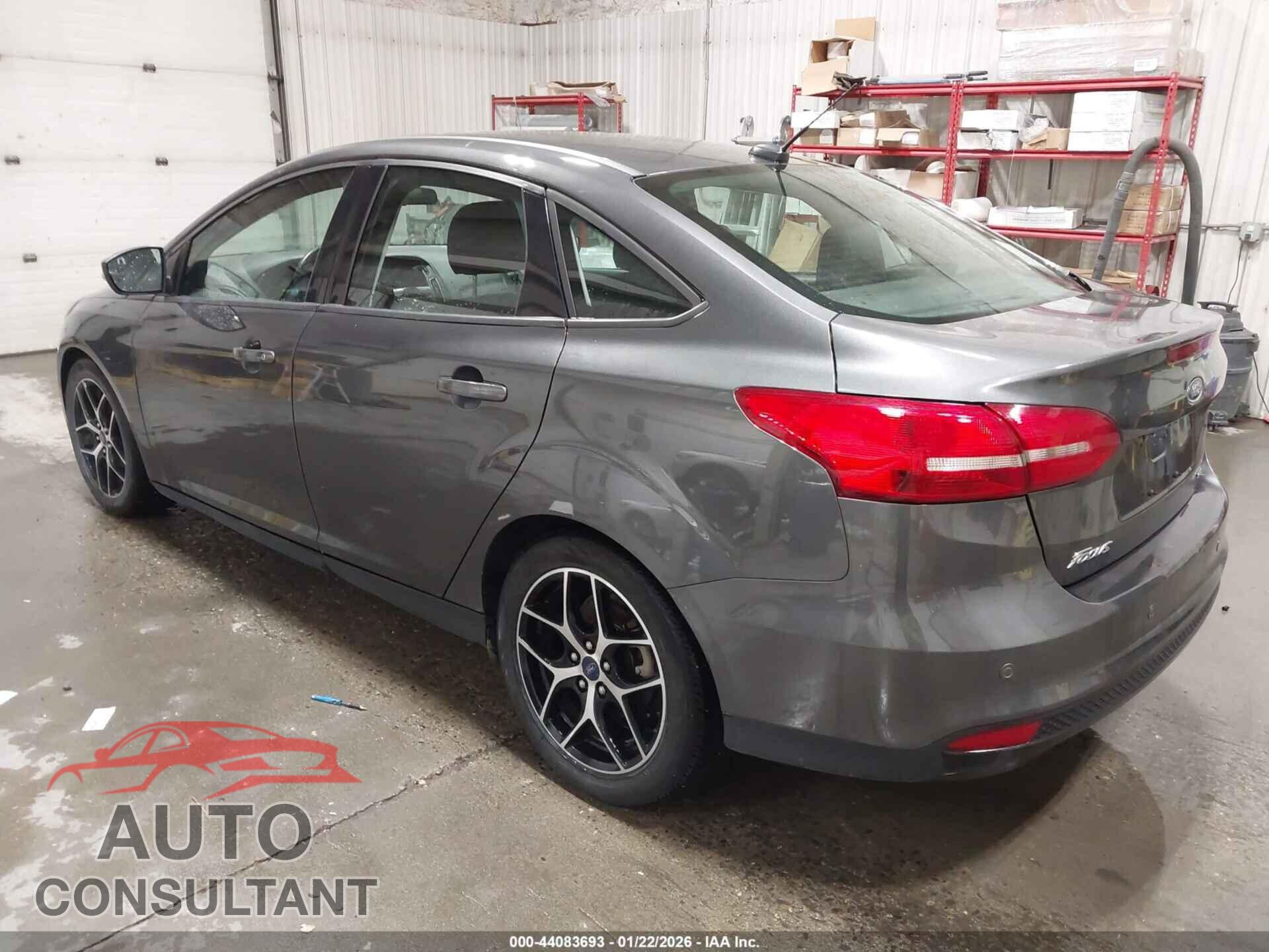 FORD FOCUS 2017 - 1FADP3H21HL320366
