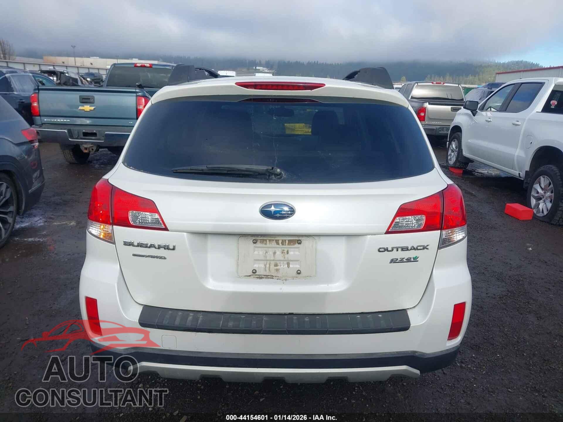 SUBARU OUTBACK 2013 - 4S4BRBCC1D3228587