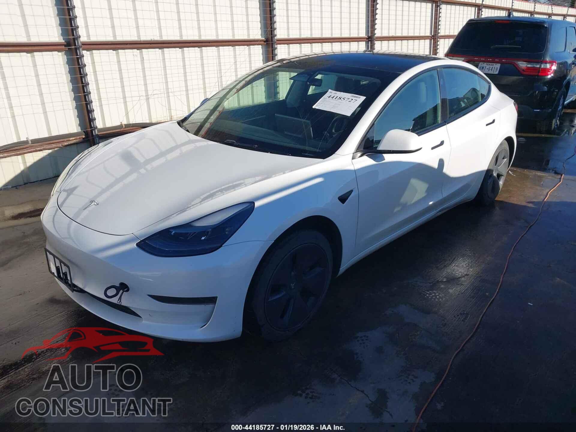 TESLA MODEL 3 2023 - 5YJ3E1EAXPF606990