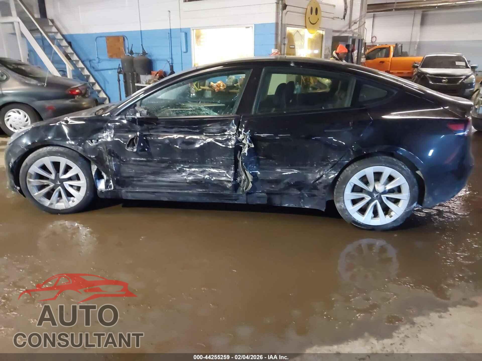 TESLA MODEL 3 2022 - 5YJ3E1EB0NF247316