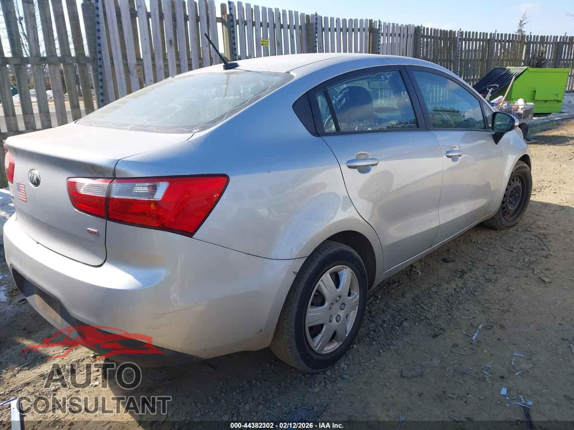 KIA RIO 2014 - KNADM4A36E6335982