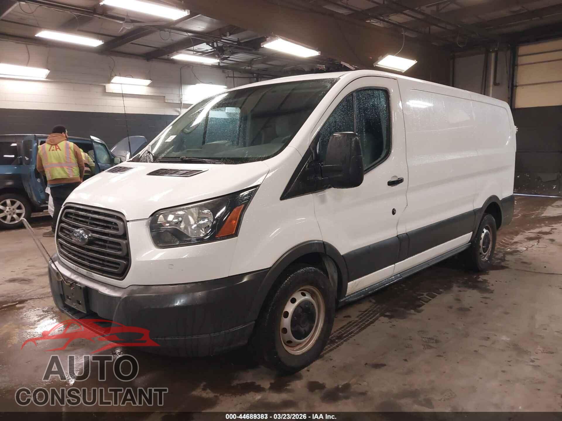 FORD TRANSIT-150 2016 - 1FTYE1YM9GKA15435